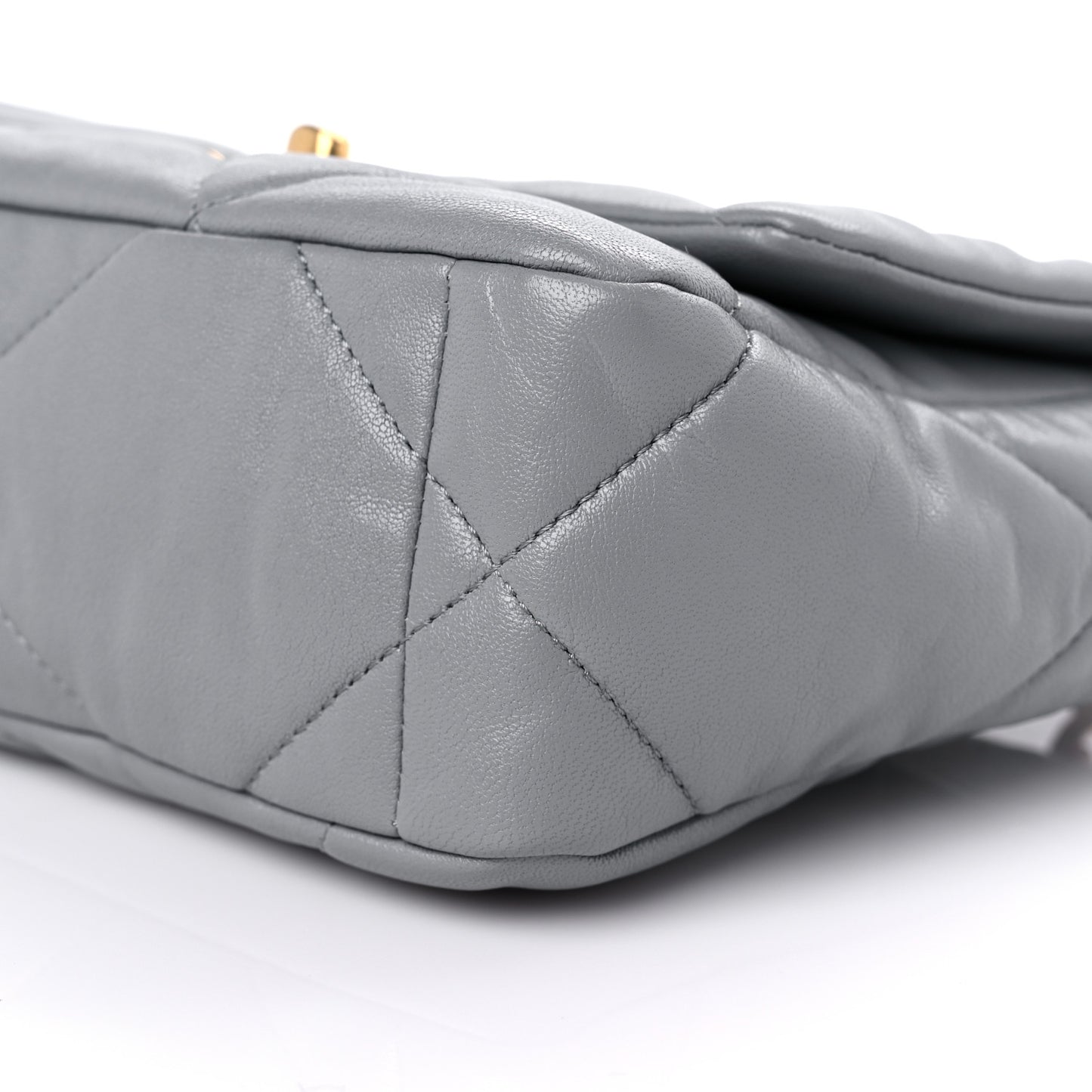 Lambskin Quilted Medium Chanel 19 Flap Grey