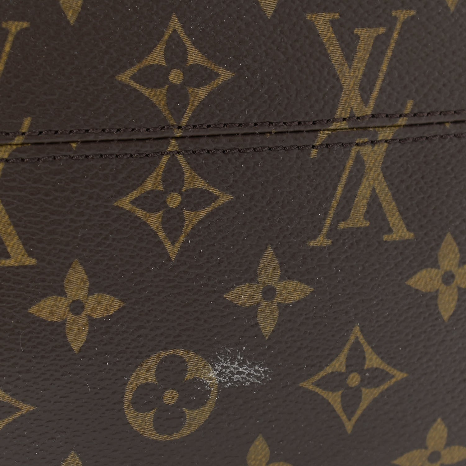Louis Vuitton Monogram Totally MM 11 of 12