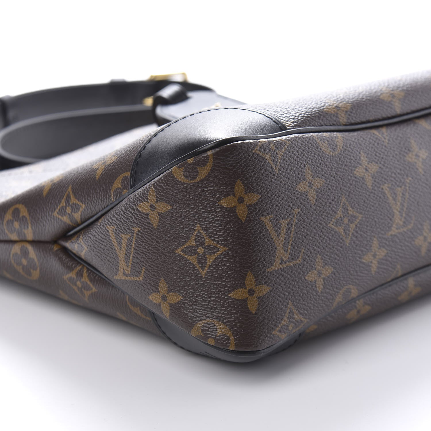 Louis Vuitton Monogram Odeon MM Black 6 of 9