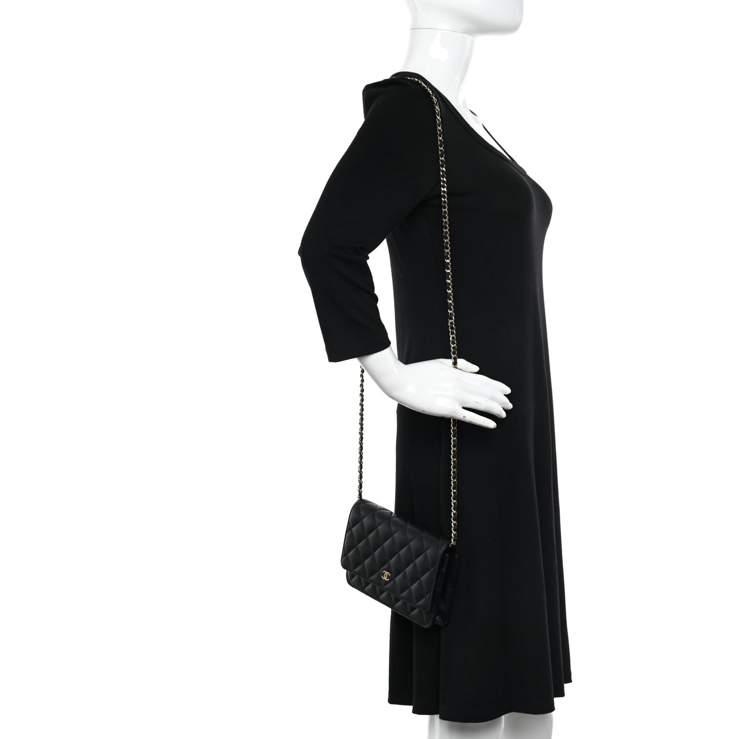 Lambskin Quilted Wallet On Chain WOC Black
