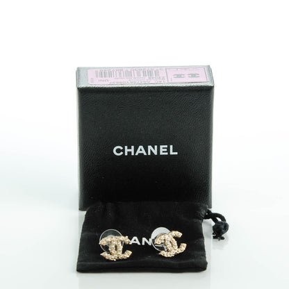 Chanel Pearl CC Earrings Light Gold 5 of 5