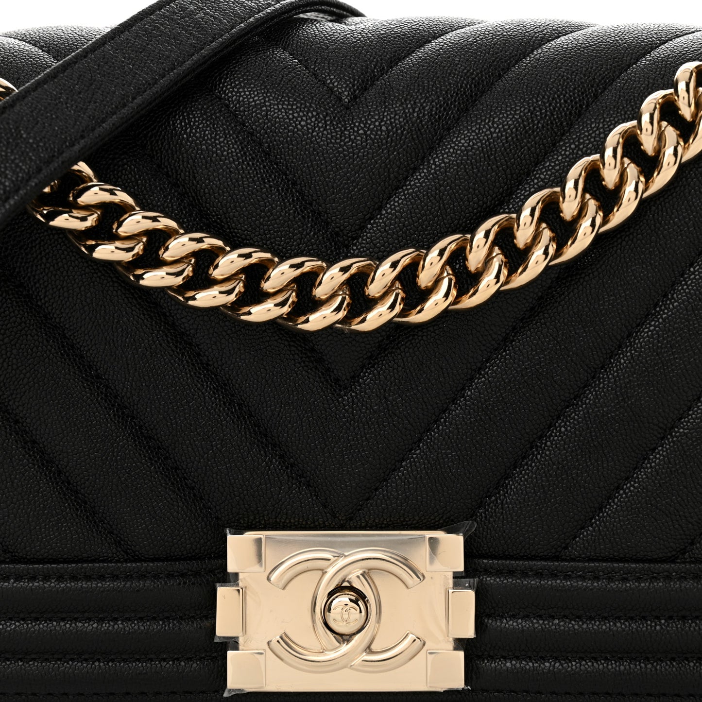 Caviar Chevron Quilted Medium Boy Flap Black