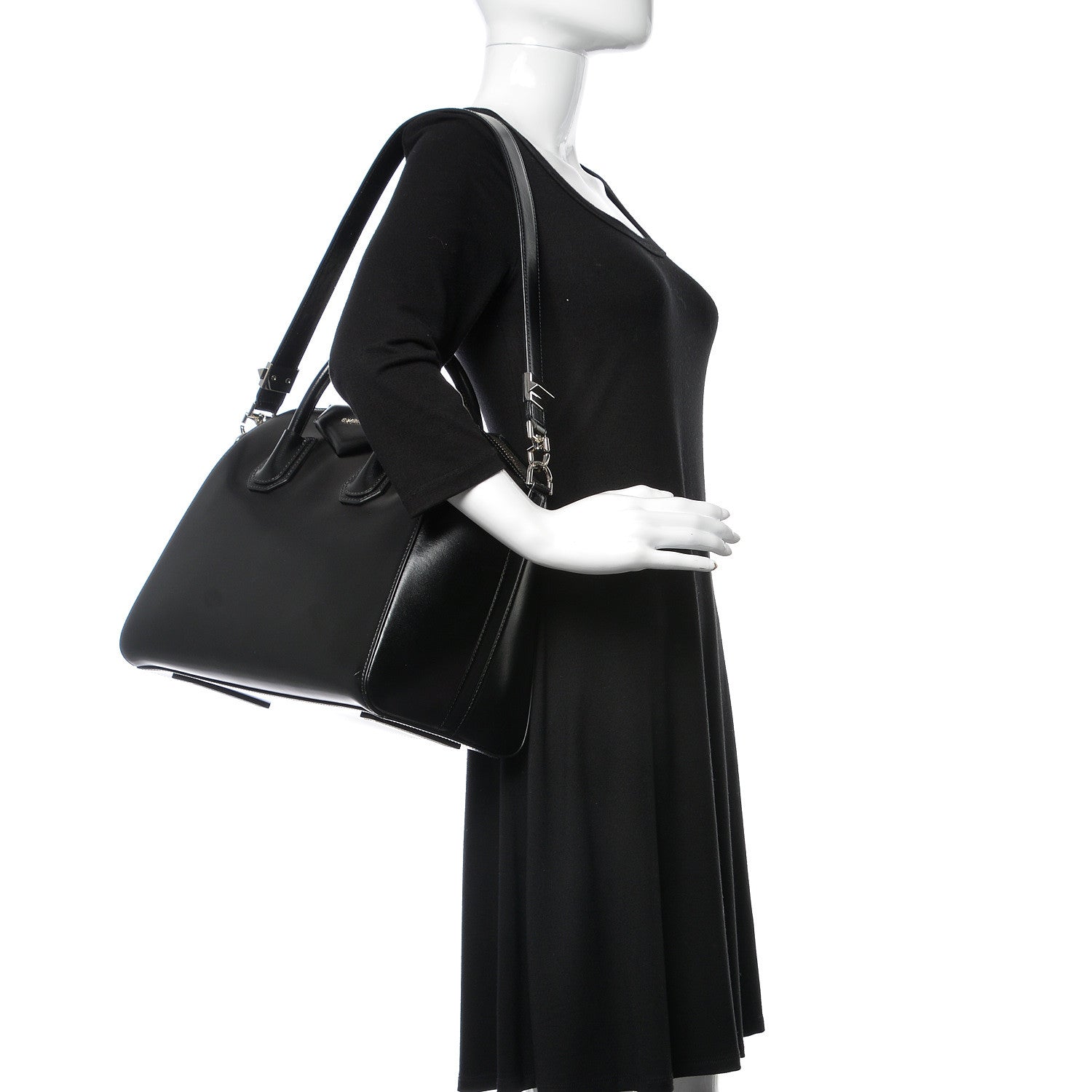 Givenchy Shiny Lord Calfskin Medium Antigona Black 2 of 10