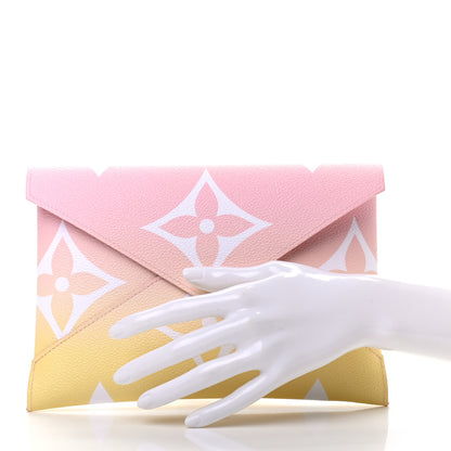 Louis Vuitton Monogram Giant By The Pool Kirigami Pochette Set 2 of 6