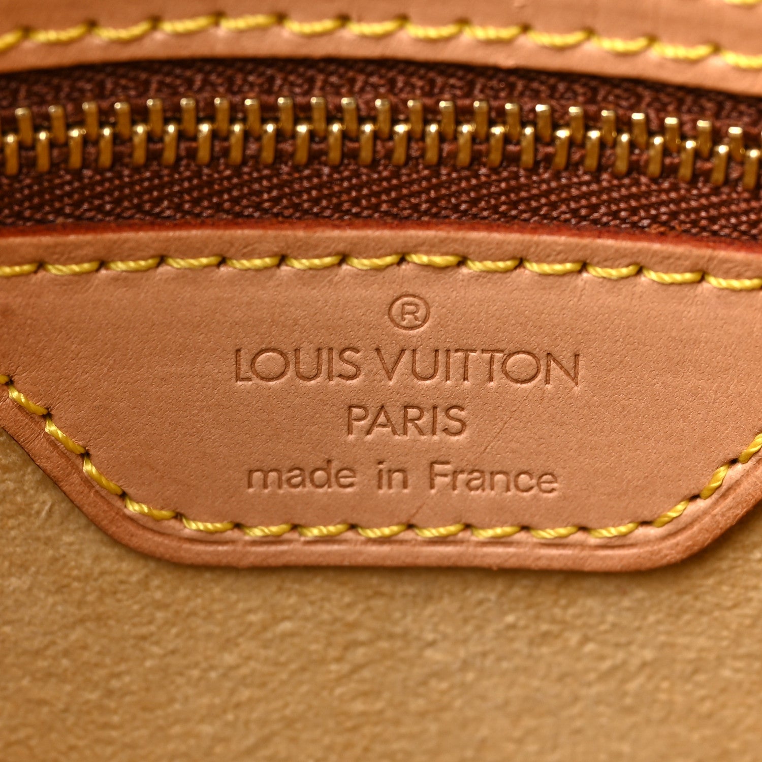 Louis Vuitton Monogram Looping GM 6 of 9