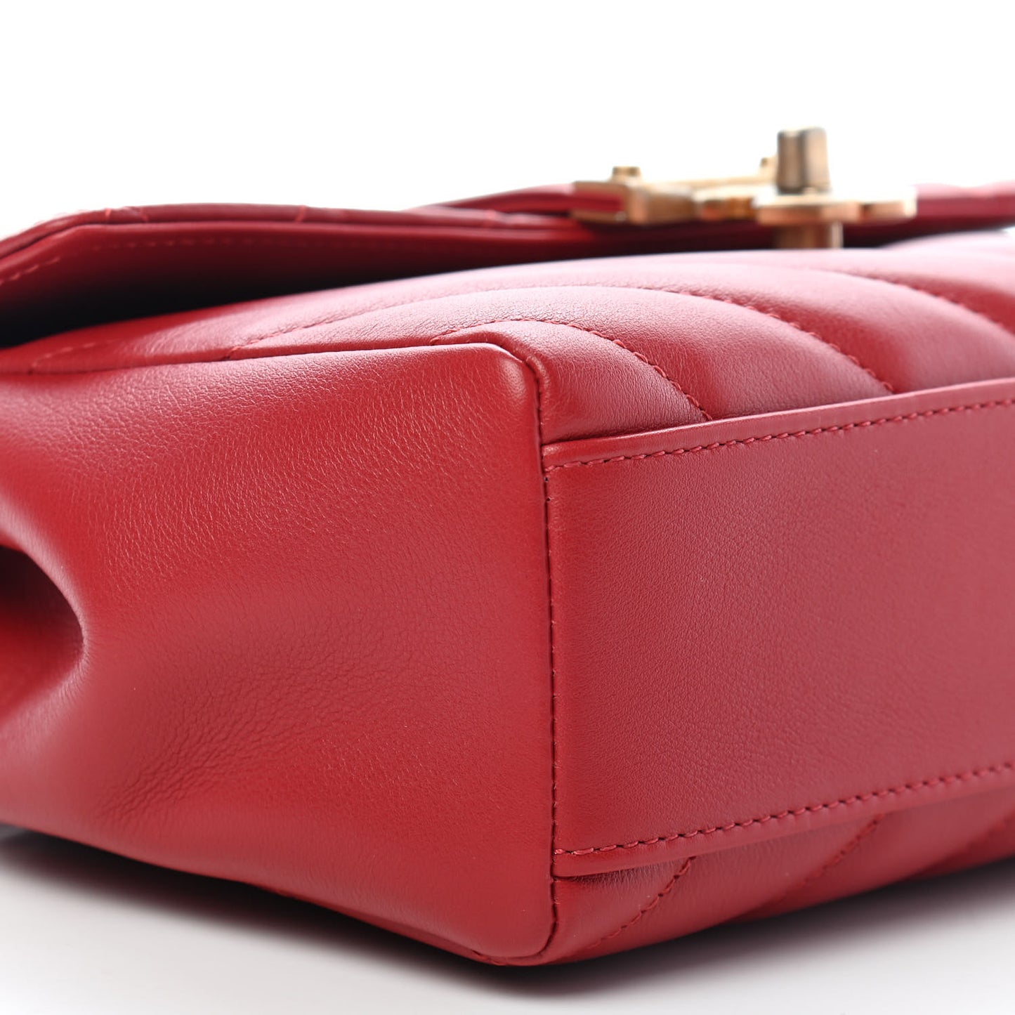 Calfskin Quilted Chevron In The City Bag Red