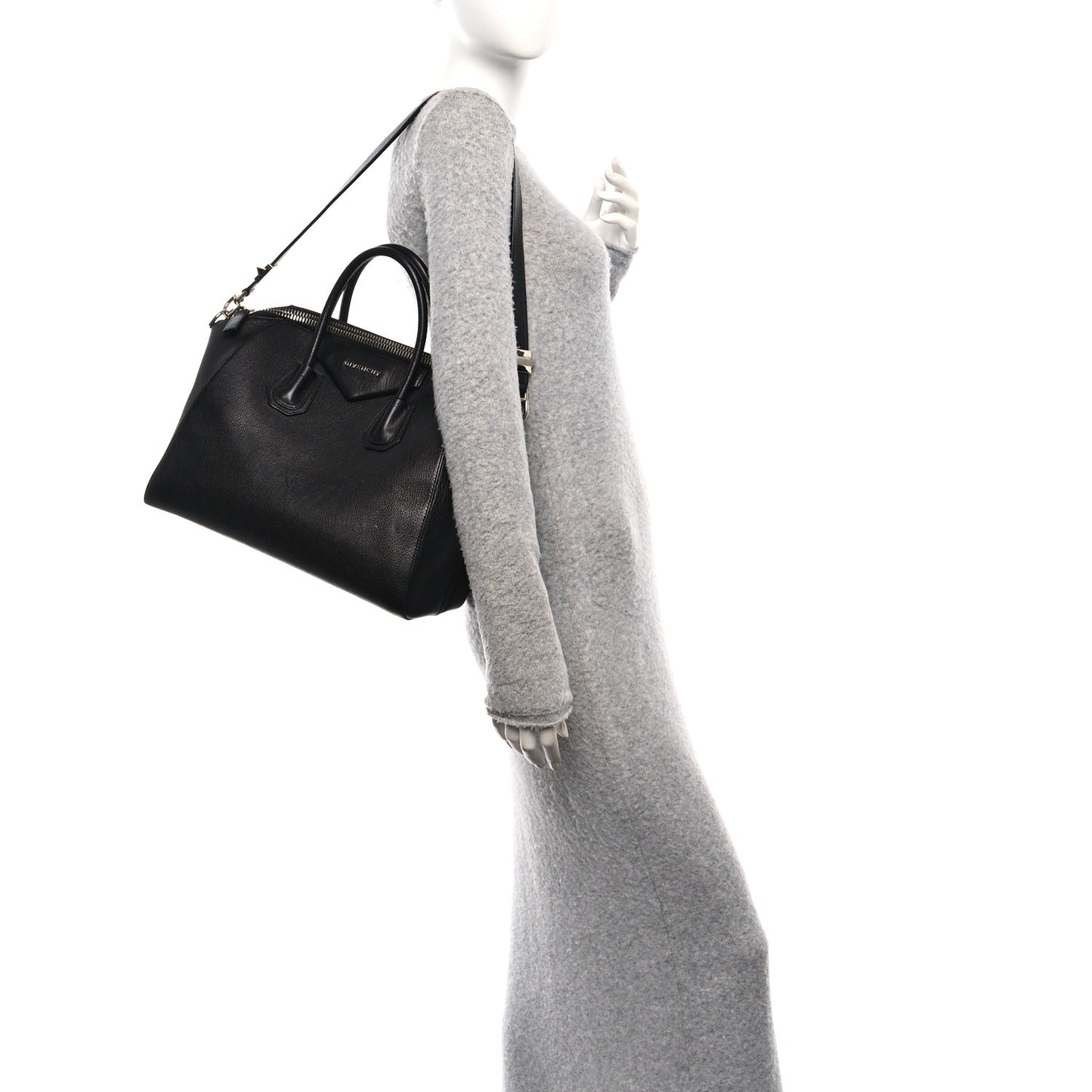 Sugar Goatskin Medium Antigona Black