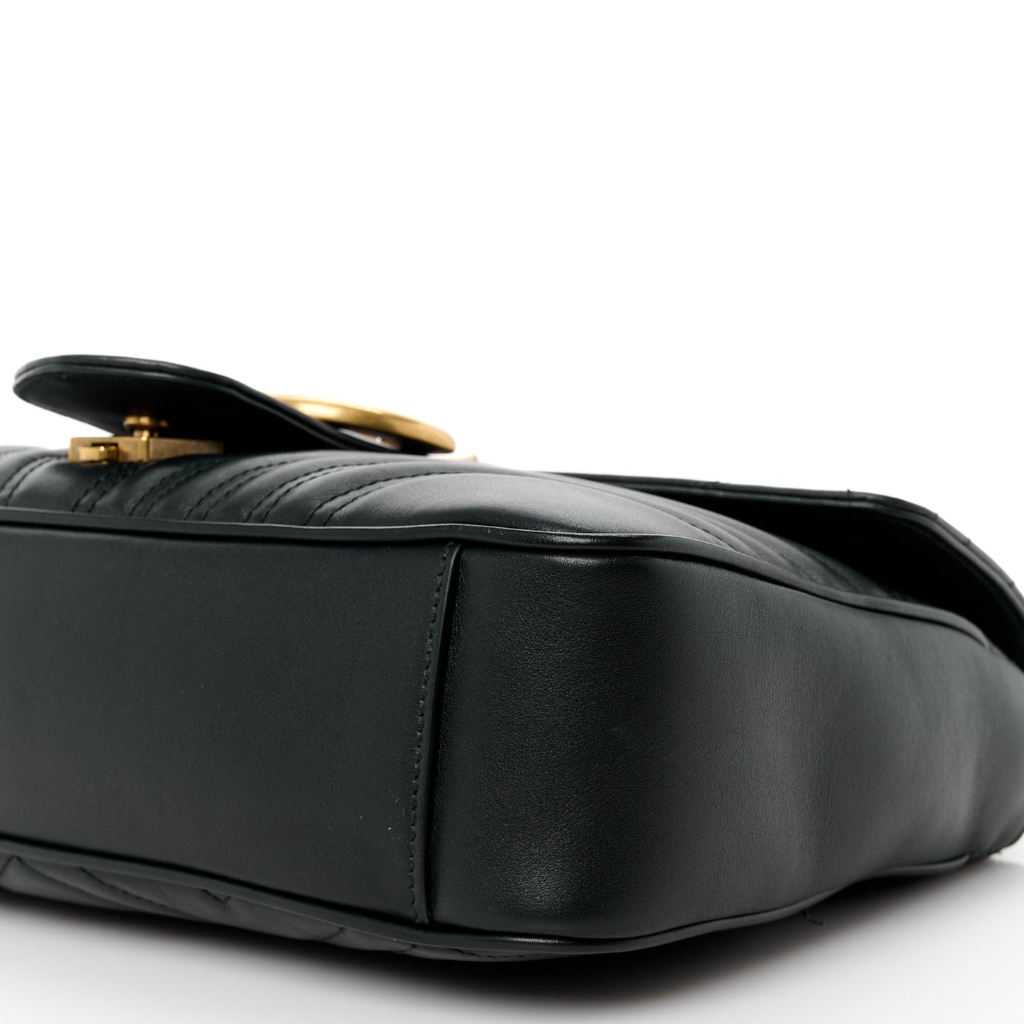 Calfskin Matelasse Medium GG Marmont Shoulder Bag Black