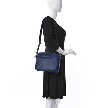 Louis Vuitton Taigarama Trio Messenger Cobalt 2 of 9