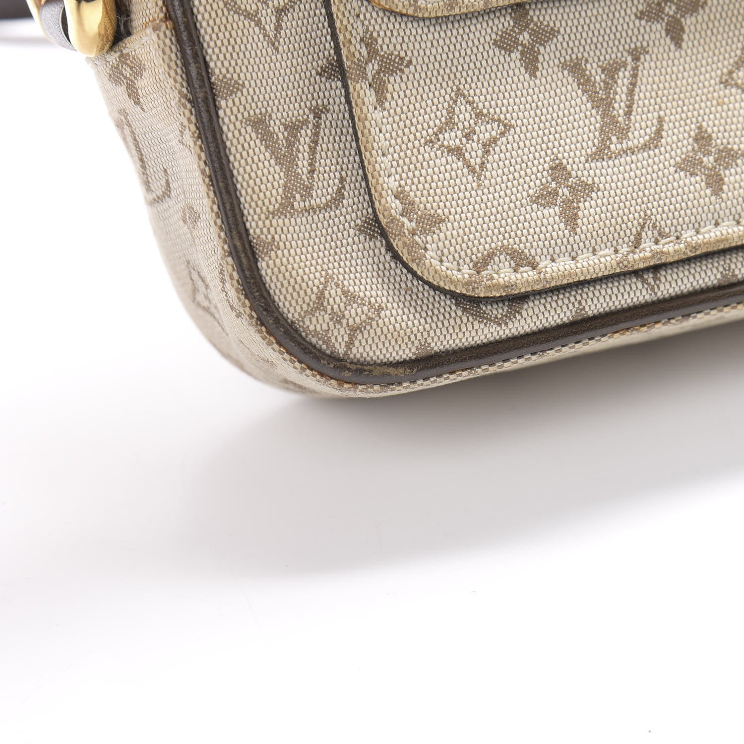 Louis Vuitton Mini Monogram Juliette Light Kaki 13 of 18