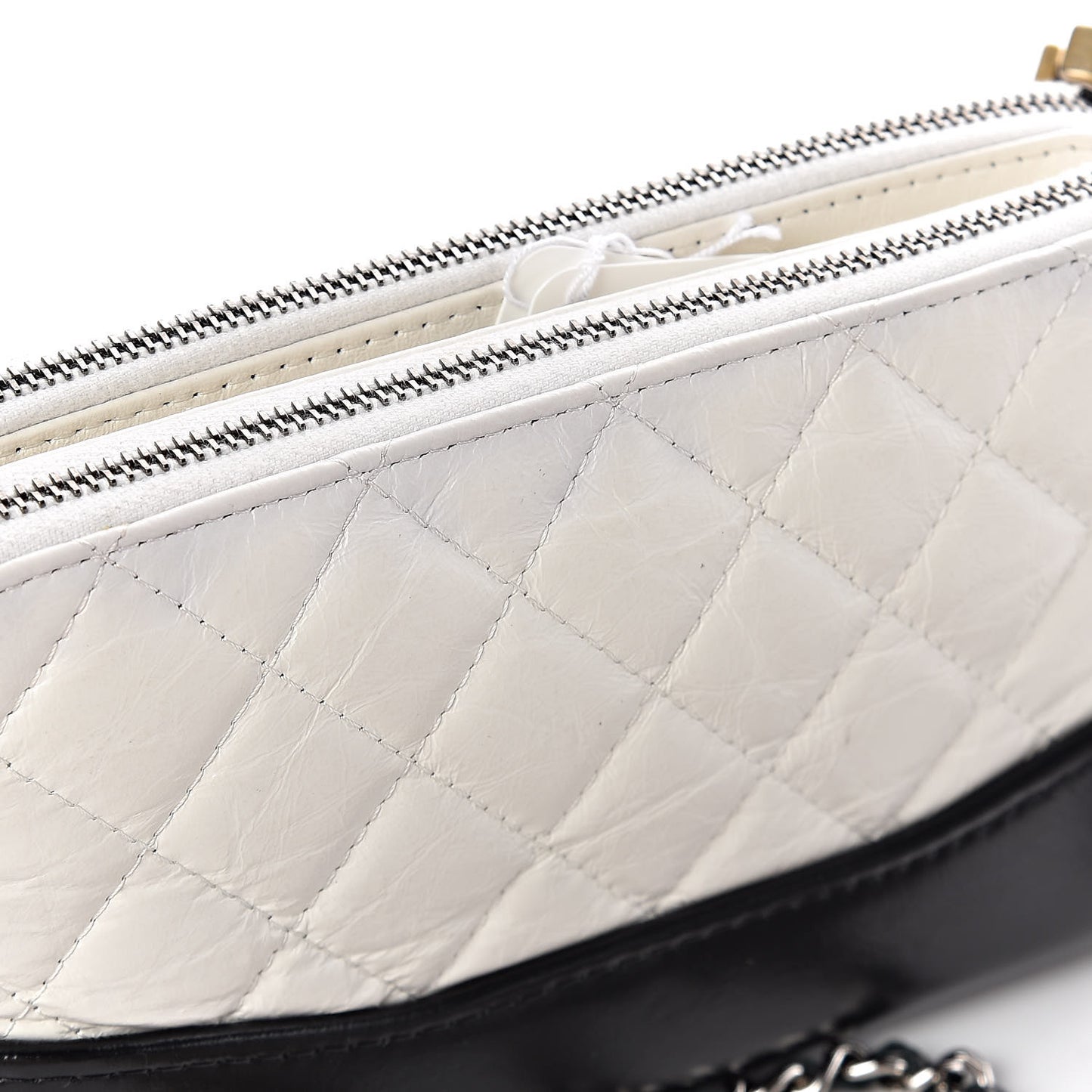 Aged Calfskin Quilted Small Gabrielle Clutch With Chain White Black