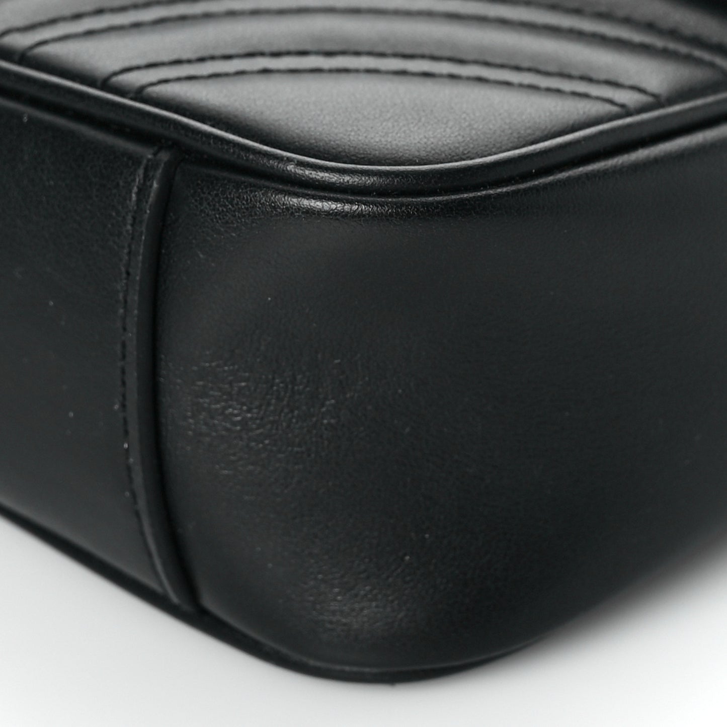 Calfskin Matelasse Mini GG Marmont Shoulder Bag Black