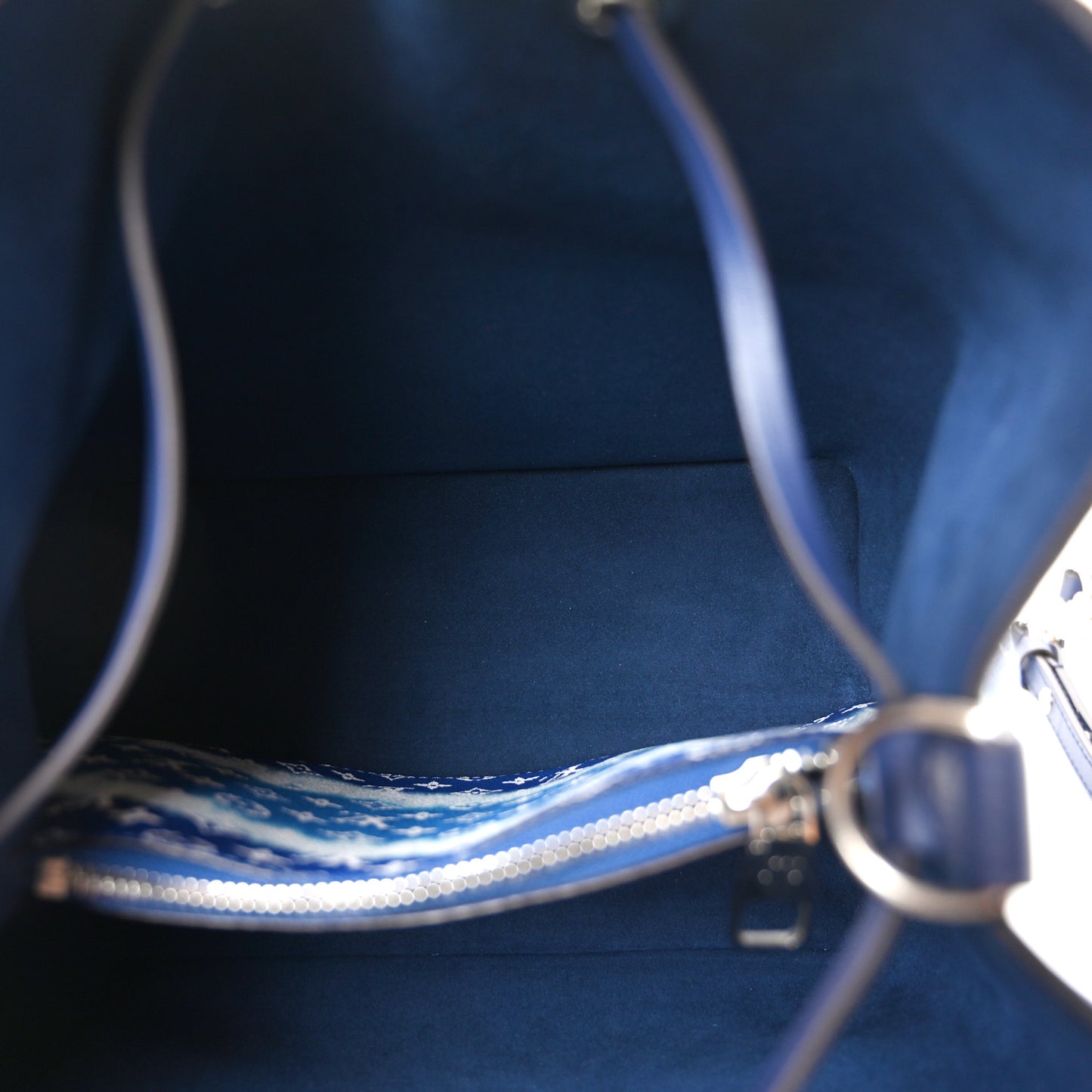 Monogram Escale Neonoe MM Blue