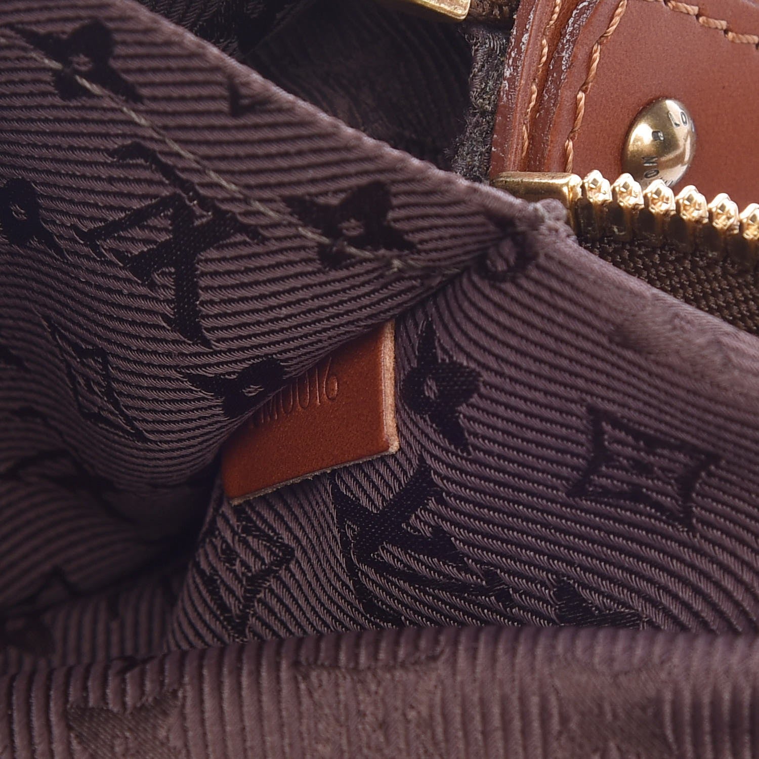 Louis Vuitton Suede Mahina Onatah PM Cacao 7 of 7