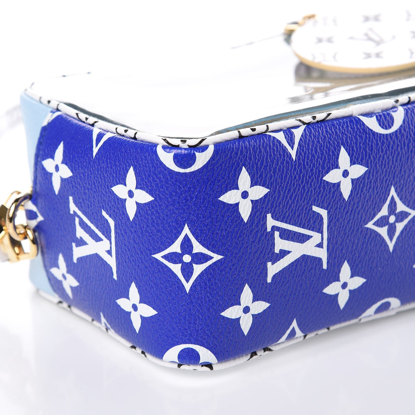 Monogram Giant Hawaii Beach Pouch Blue