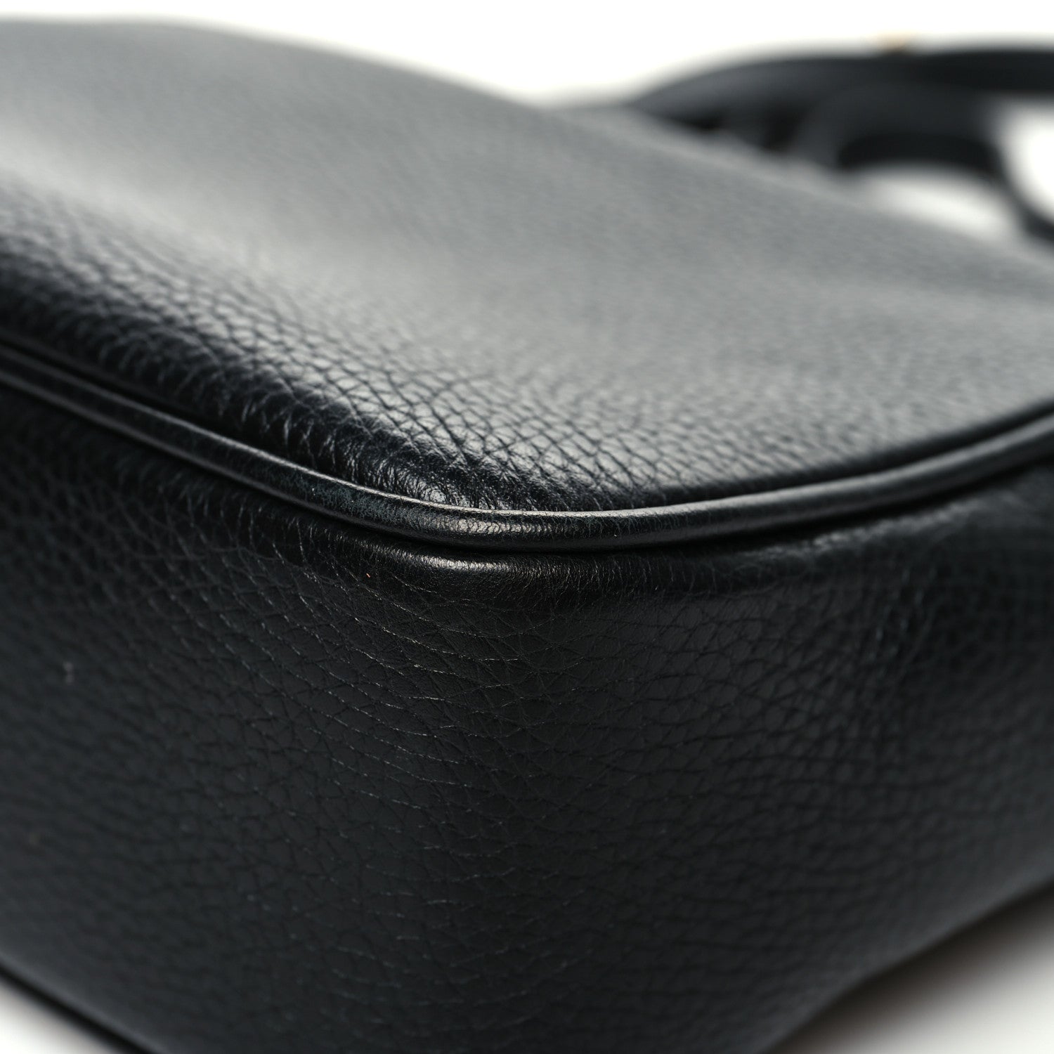 Gucci Pebbled Calfskin Small Soho Disco Bag Black 13 of 15