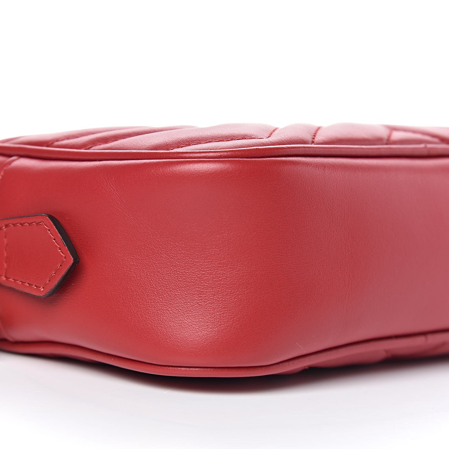 Calfskin Matelasse Mini GG Marmont Chain Shoulder Bag Hibiscus Red