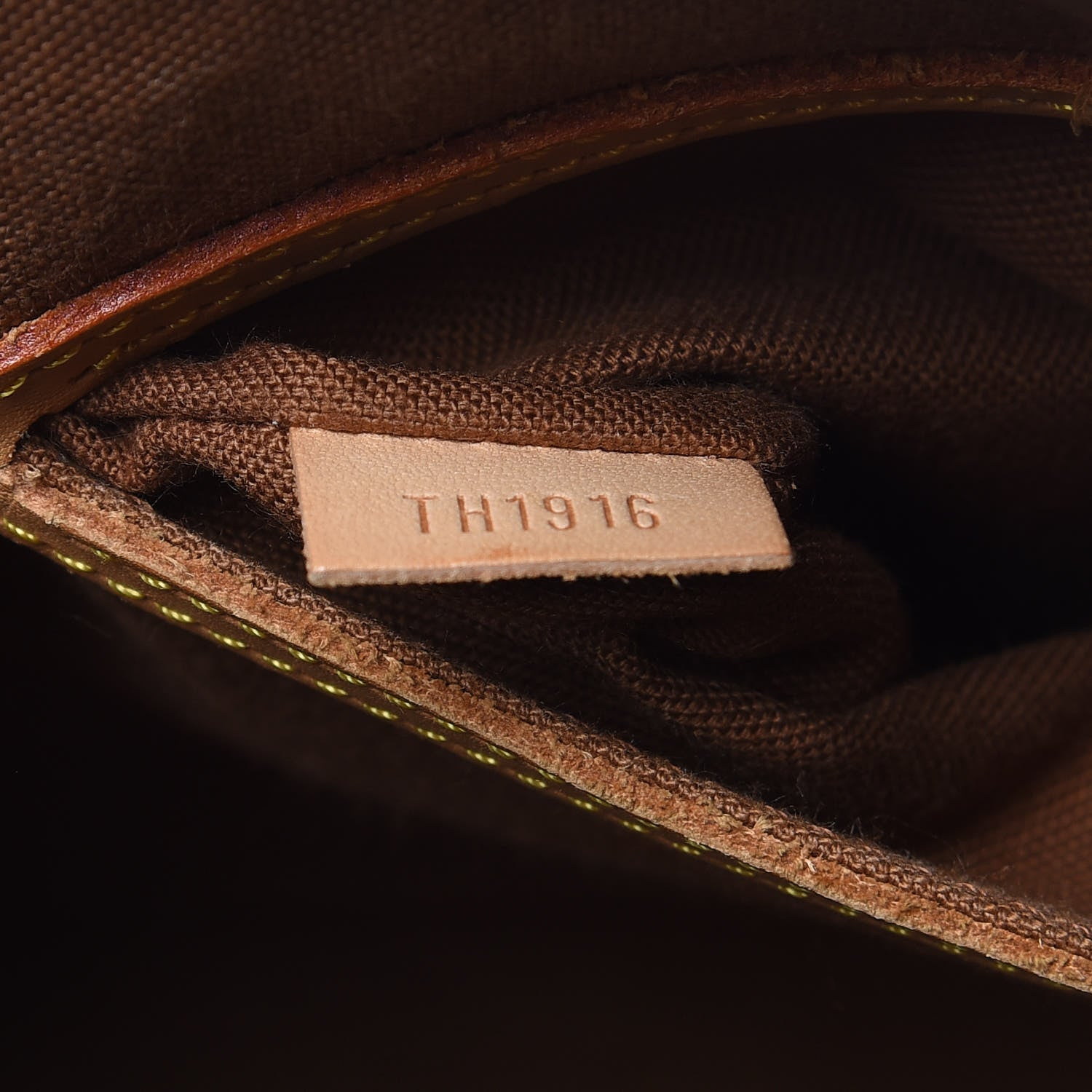 Louis Vuitton Monogram Alma PM 6 of 14