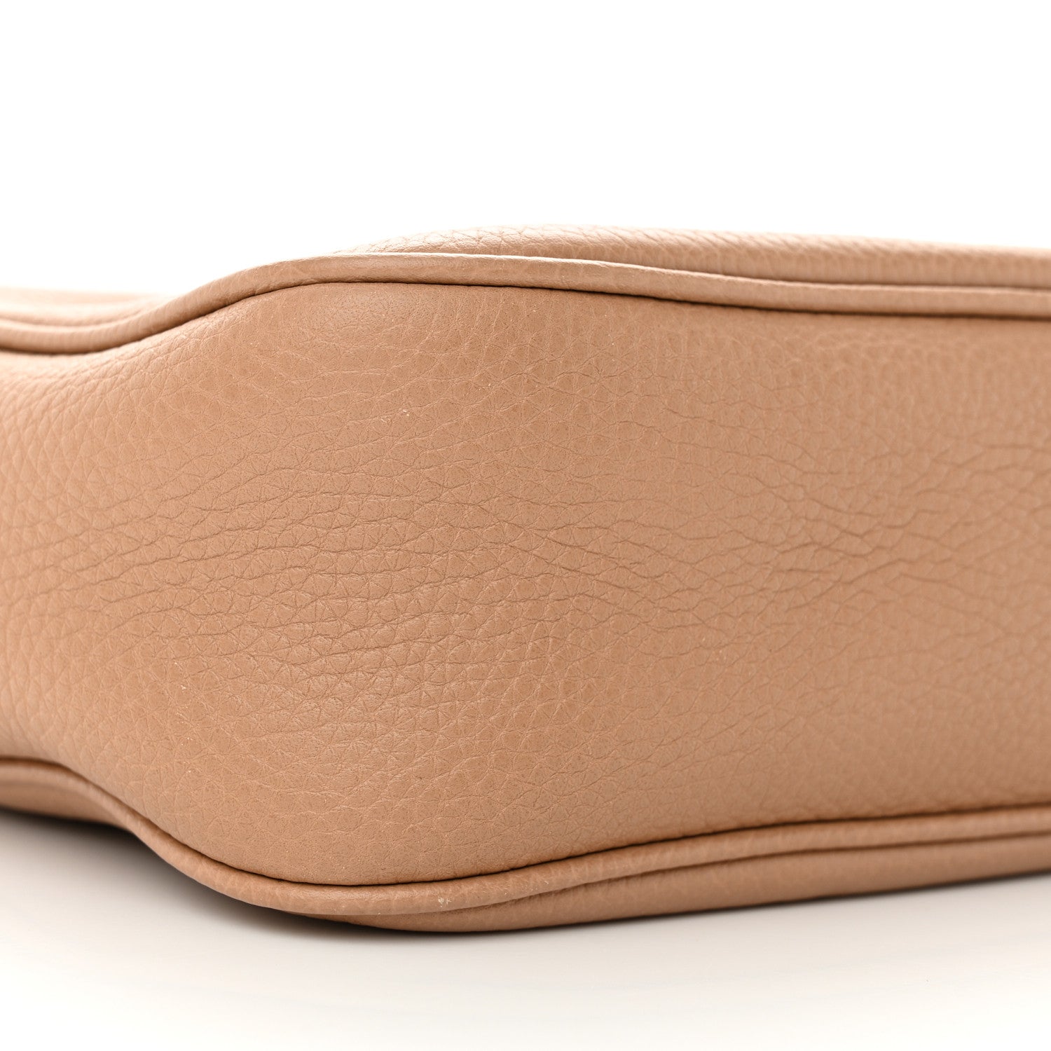 Gucci Pebbled Calfskin Small Soho Disco Bag Camelia 9 of 10