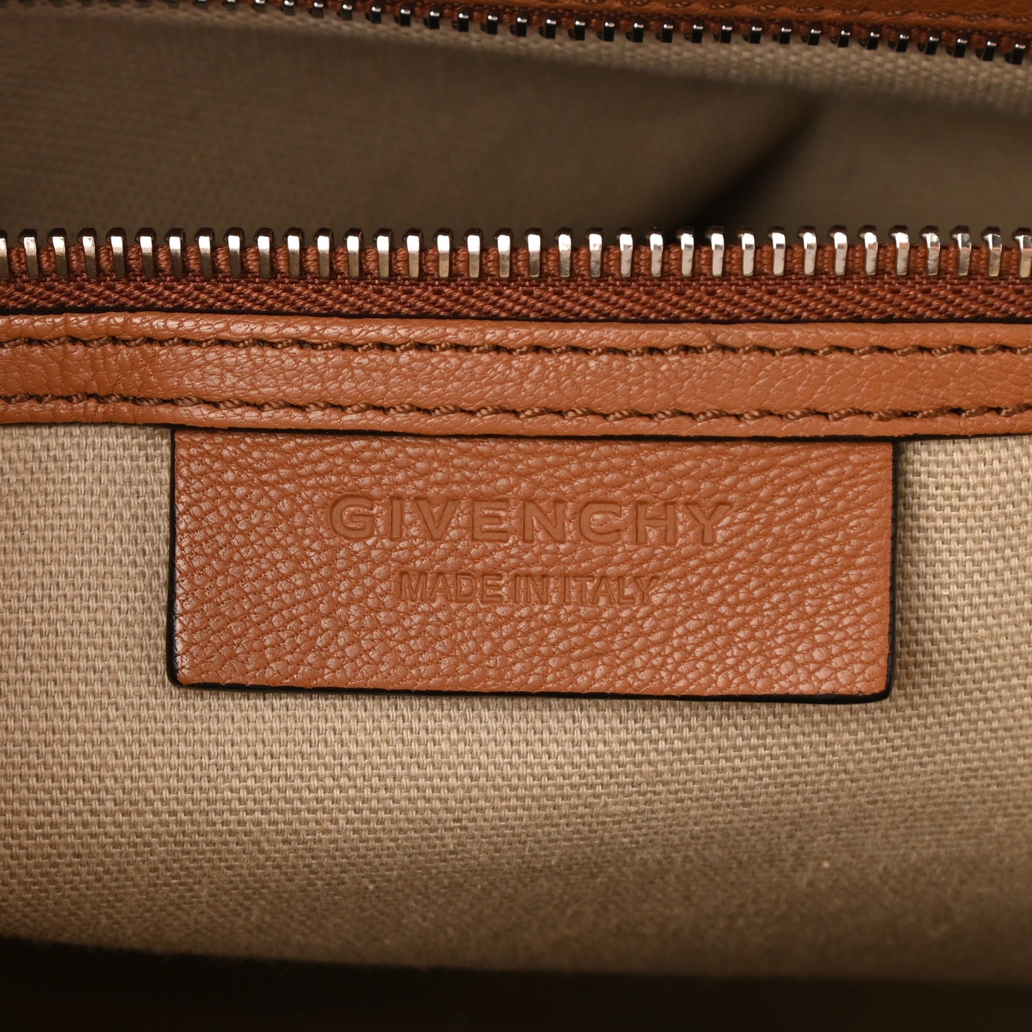 Sugar Goatskin Medium Antigona Cognac
