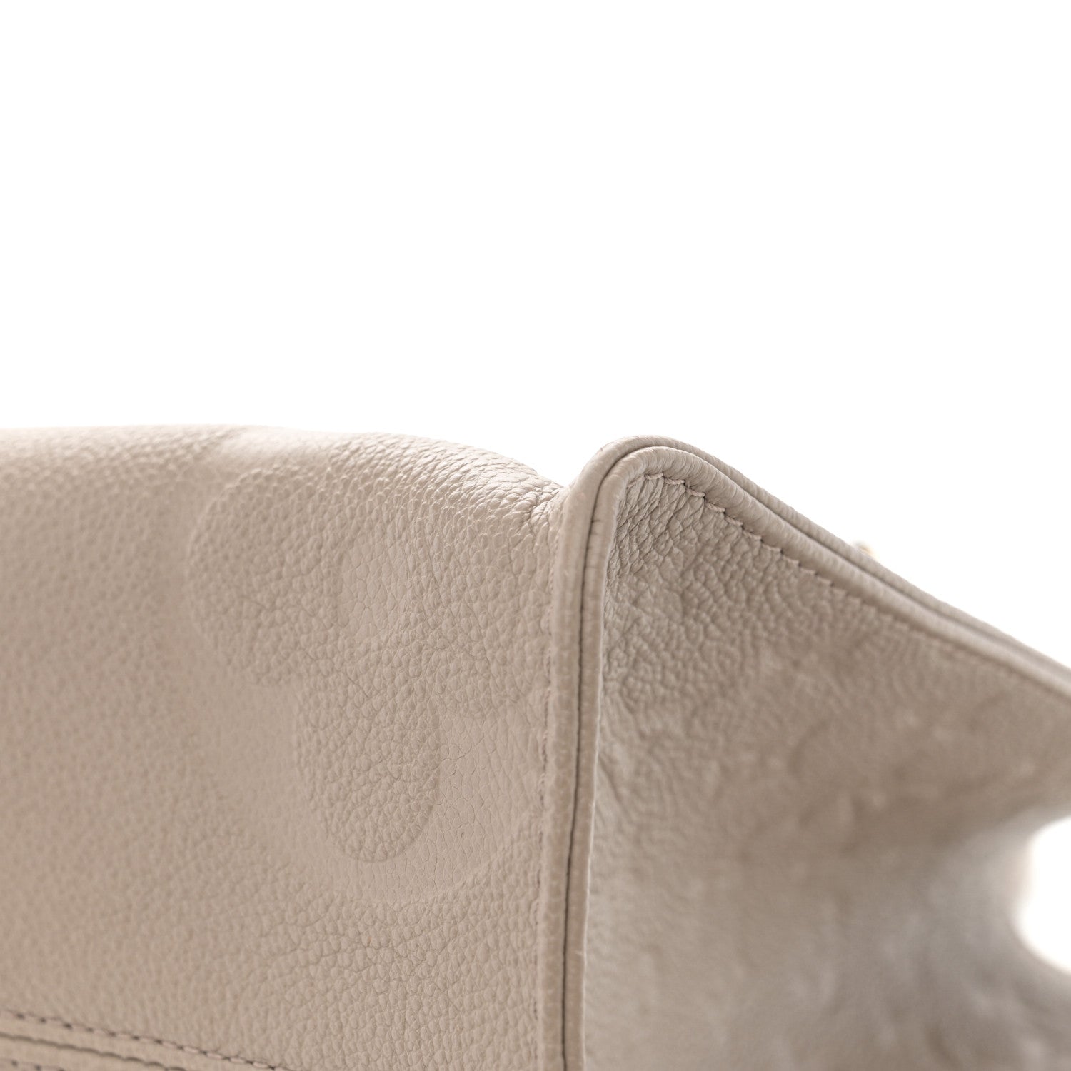 Louis Vuitton Empreinte Monogram Giant Onthego MM Tourterelle 10 of 12