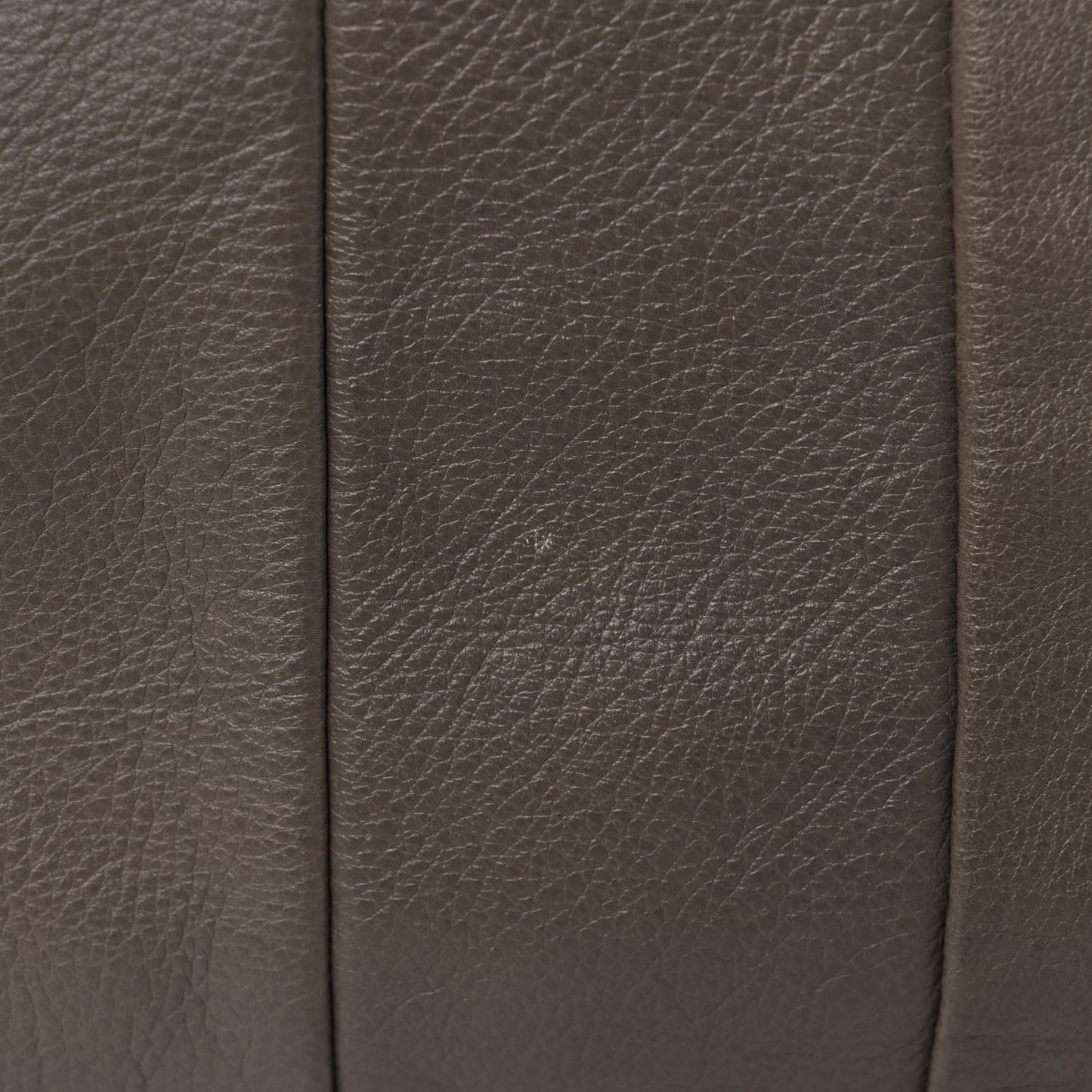 Calfskin Sac Hamptons Weekender Bag Taupe