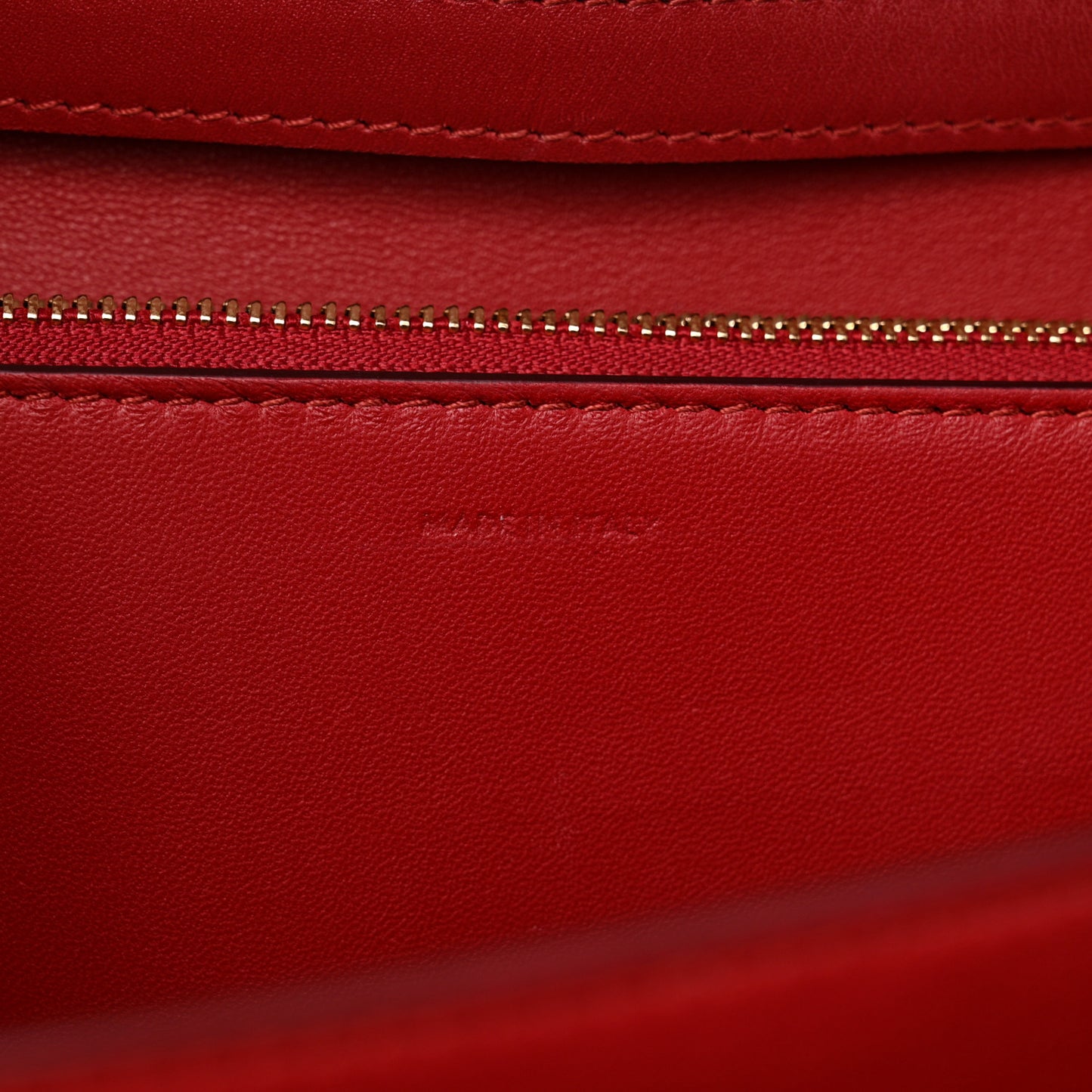 Box Calfskin Medium Classic Box Flap Bag Red