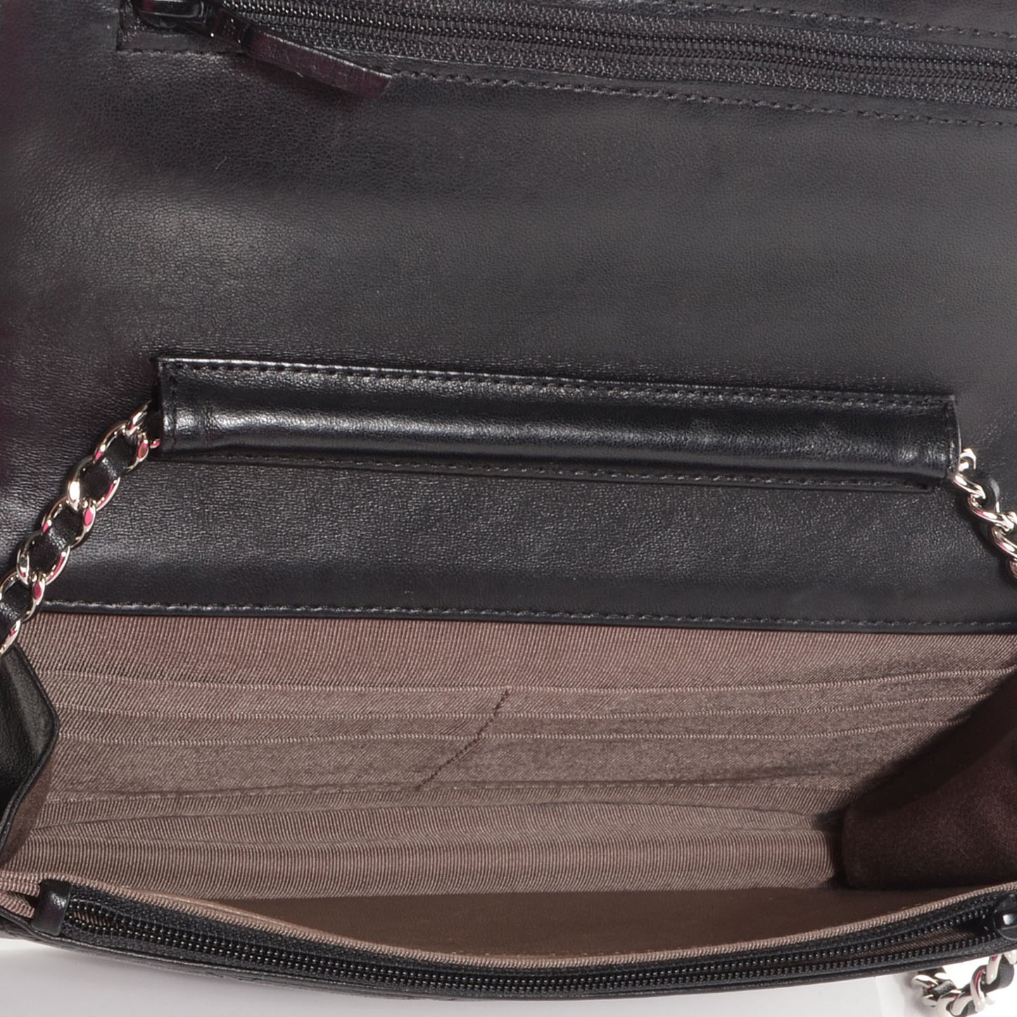 Lambskin Quilted Wallet On Chain WOC Black