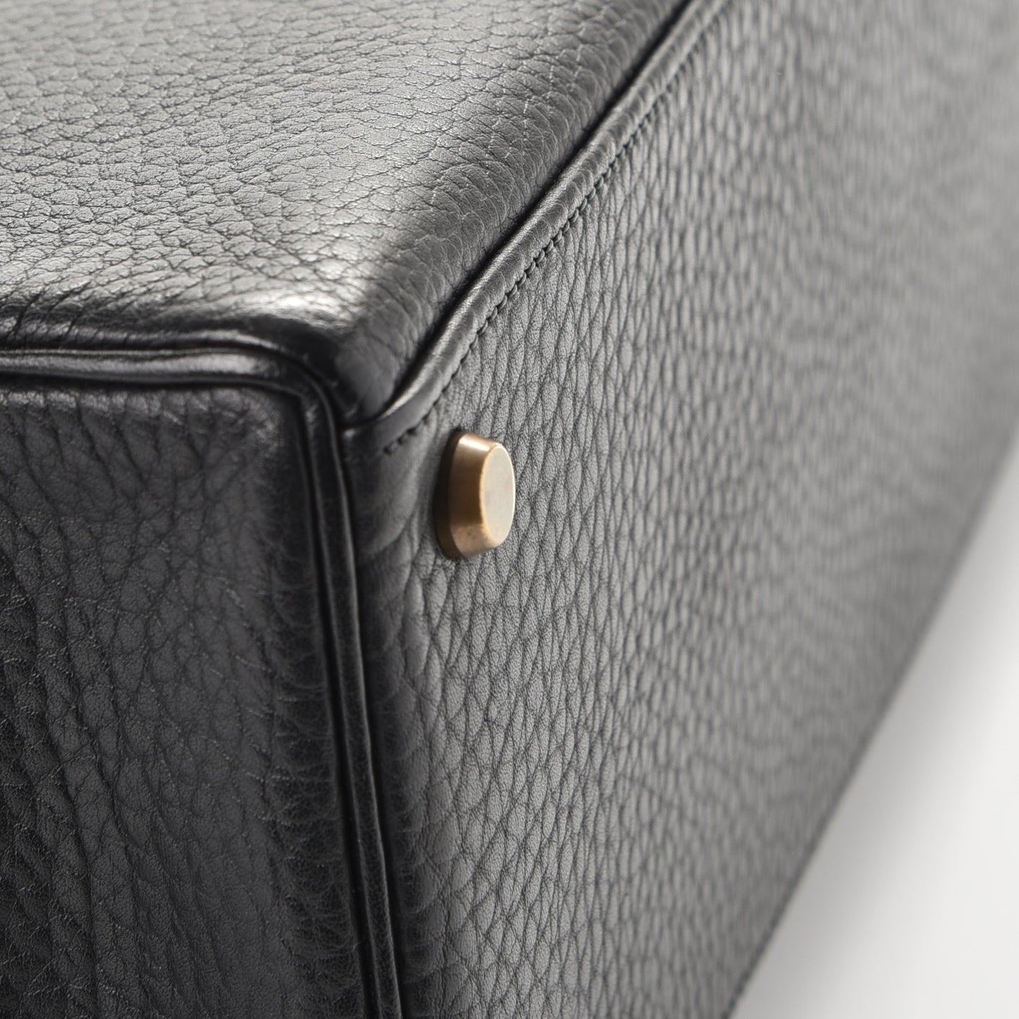 Taurillon Clemence Kelly Retourne 32 Black