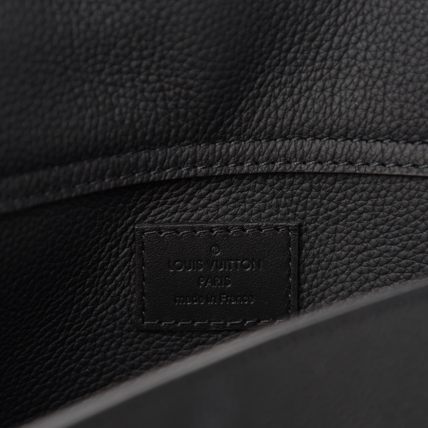 Louis Vuitton Grained Calfskin Aerogram Slingbag Black 9 of 11
