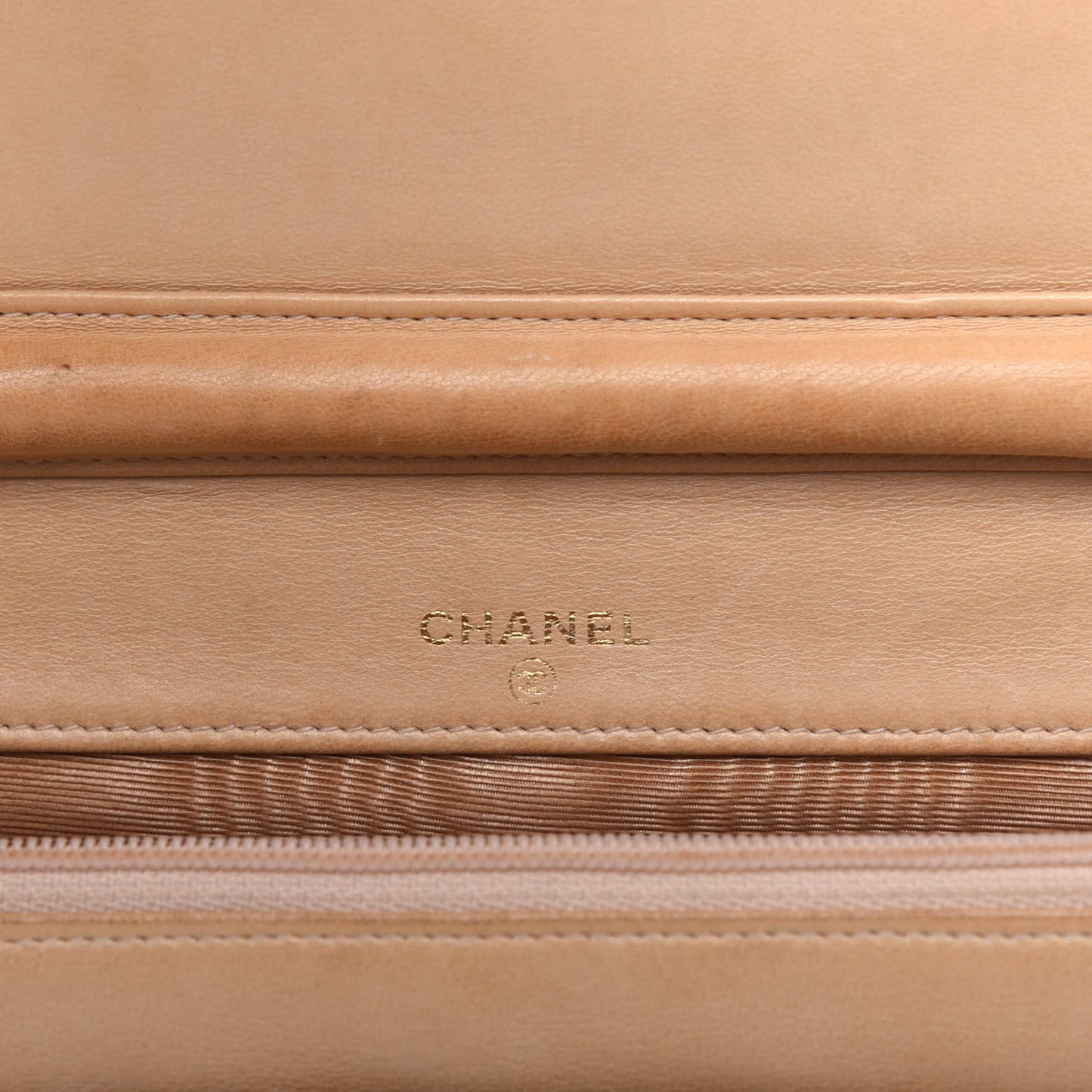 Caviar Timeless CC Wallet on Chain WOC Beige