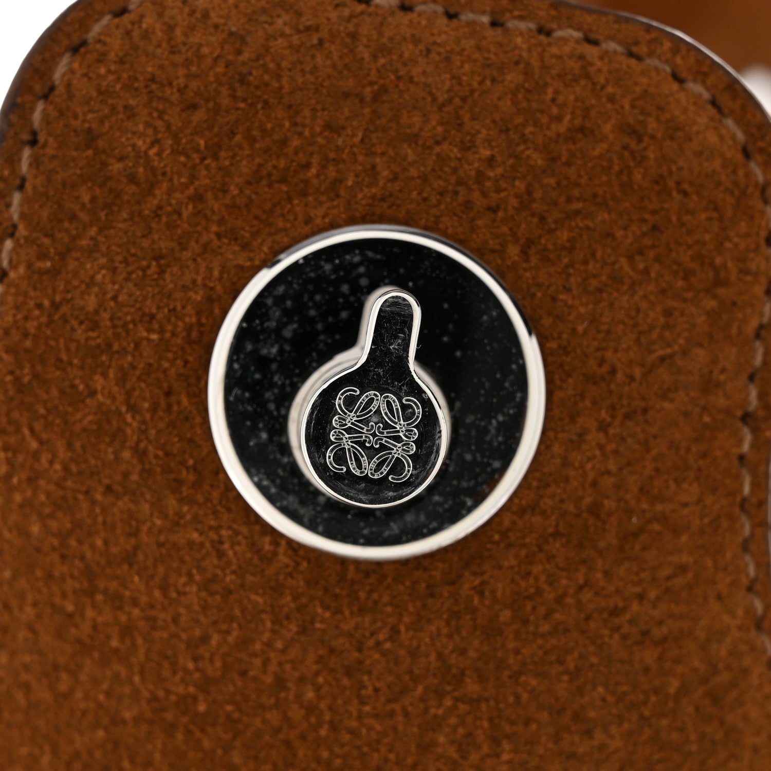 Loewe Suede Calfskin Medium Pebble Bucket Bag Tobacco 11 of 11