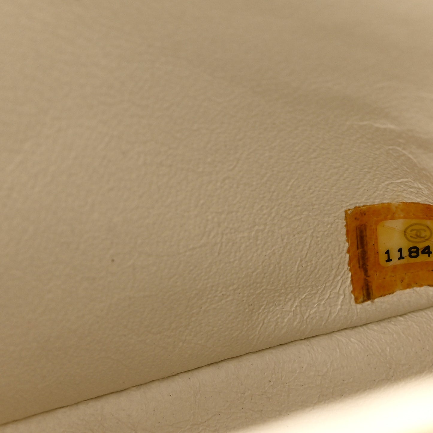 Caviar Quilted Jumbo Single Flap White