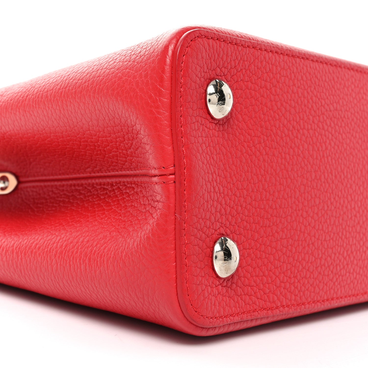 Louis Vuitton Taurillon Snakeskin Capucines PM Rubis 8 of 9