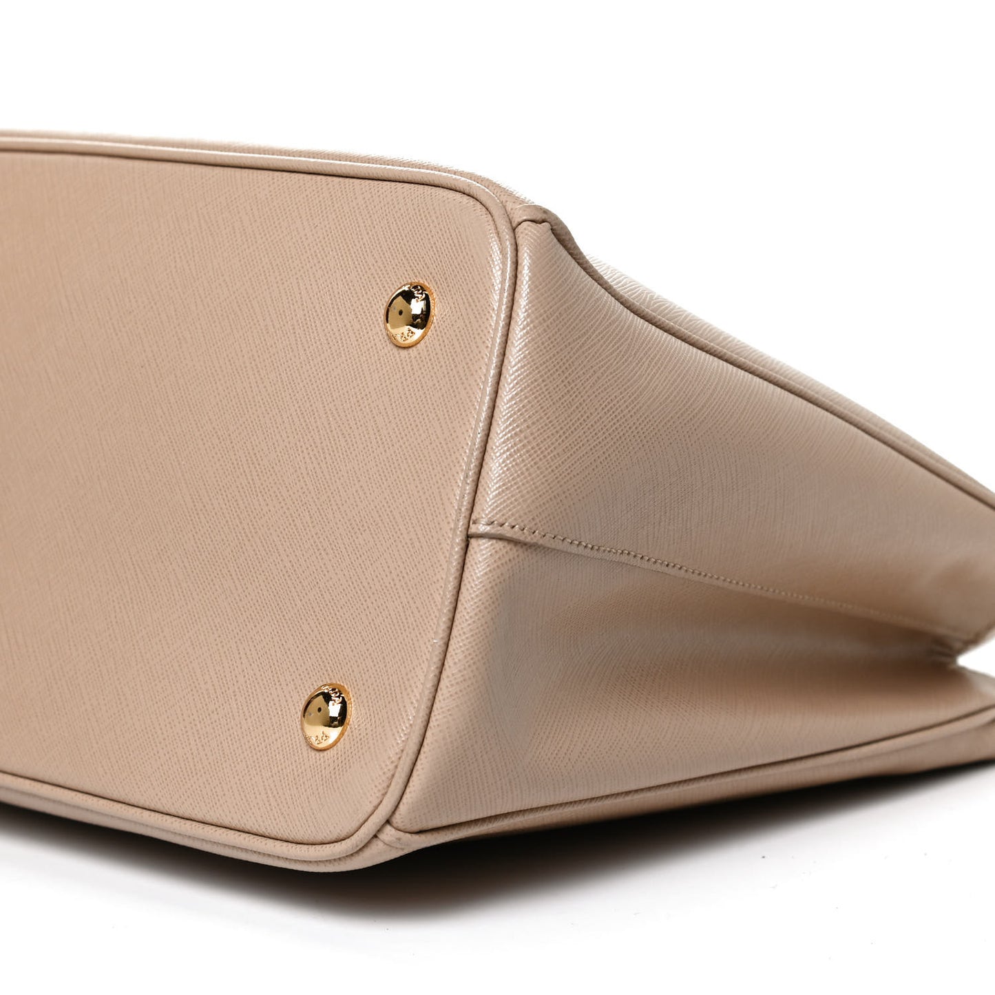 Saffiano Medium Galleria Double Zip Tote Sabbia