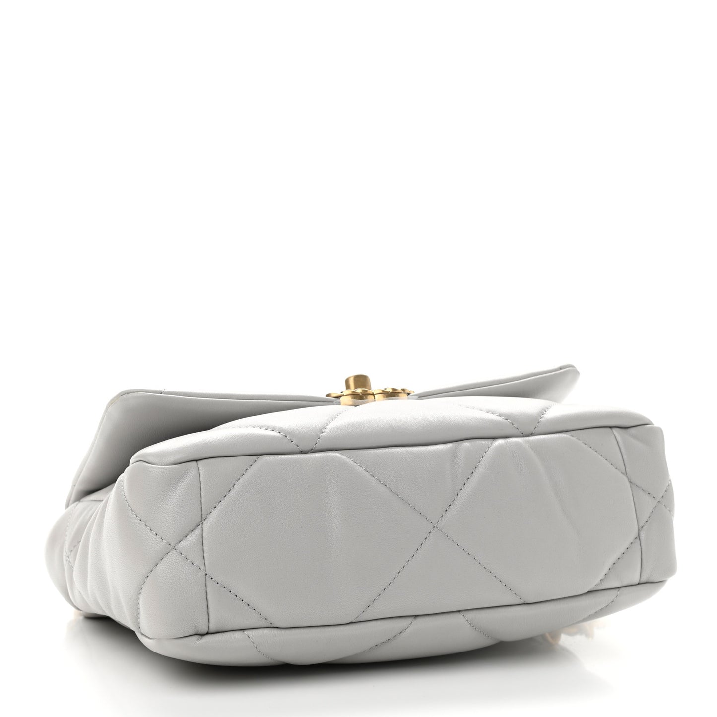 Lambskin Quilted Medium Chanel 19 Flap Grey