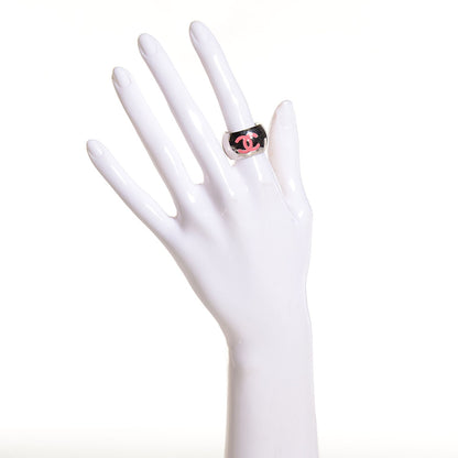 Chanel Enamel Valentine CC Ring 7 Pink 2 of 4