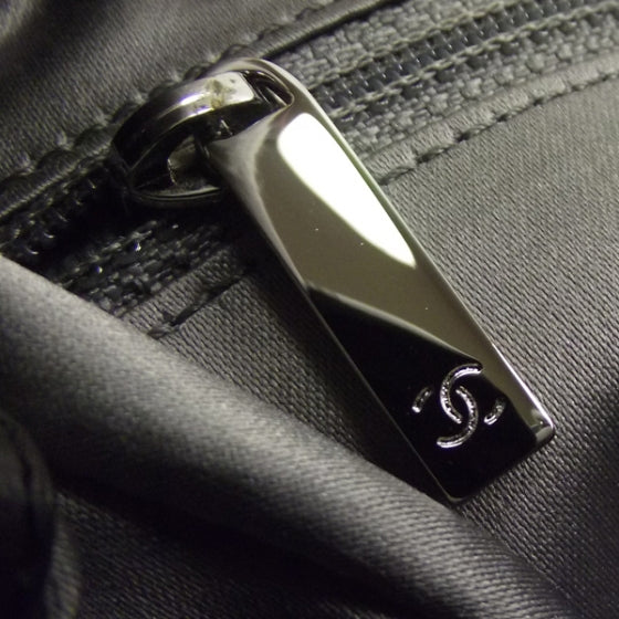 Lambskin Bubble Quilt Flap Bag Black