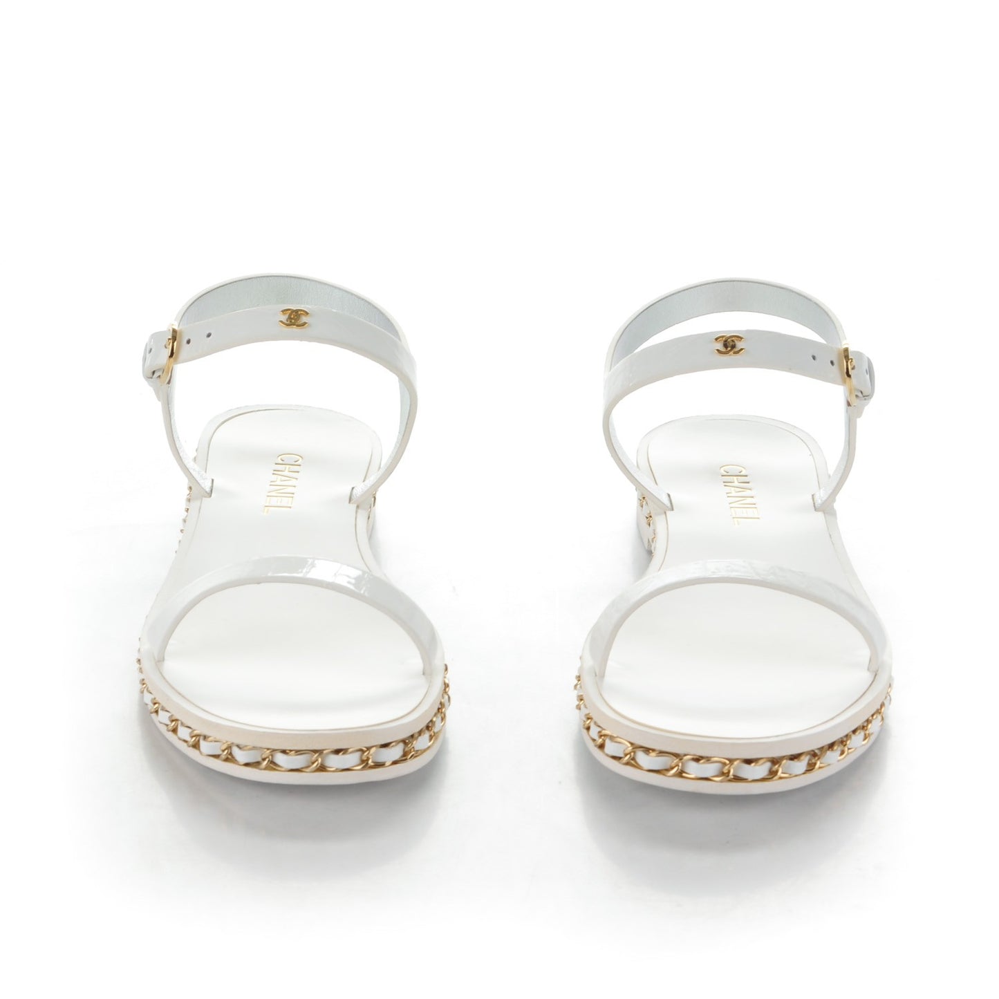 Cumpled Patent Calfskin. Chain Flat Sandals 38 White