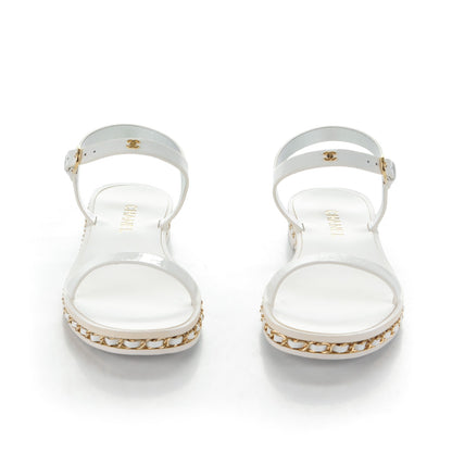 Chanel Cumpled Patent Calfskin. Chain Flat Sandals 38 White 2 of 8