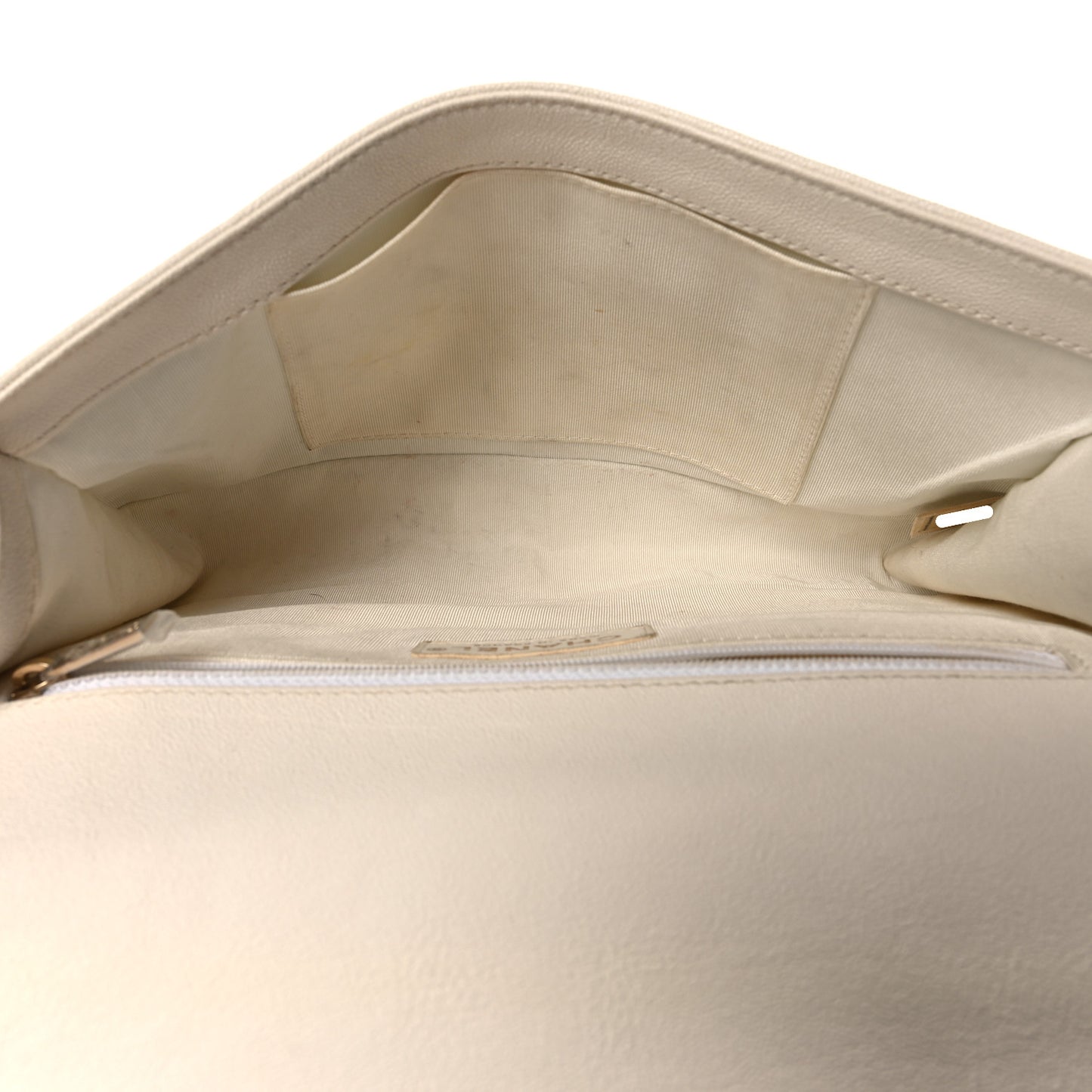 Caviar Quilted New Medium Boy Flap White