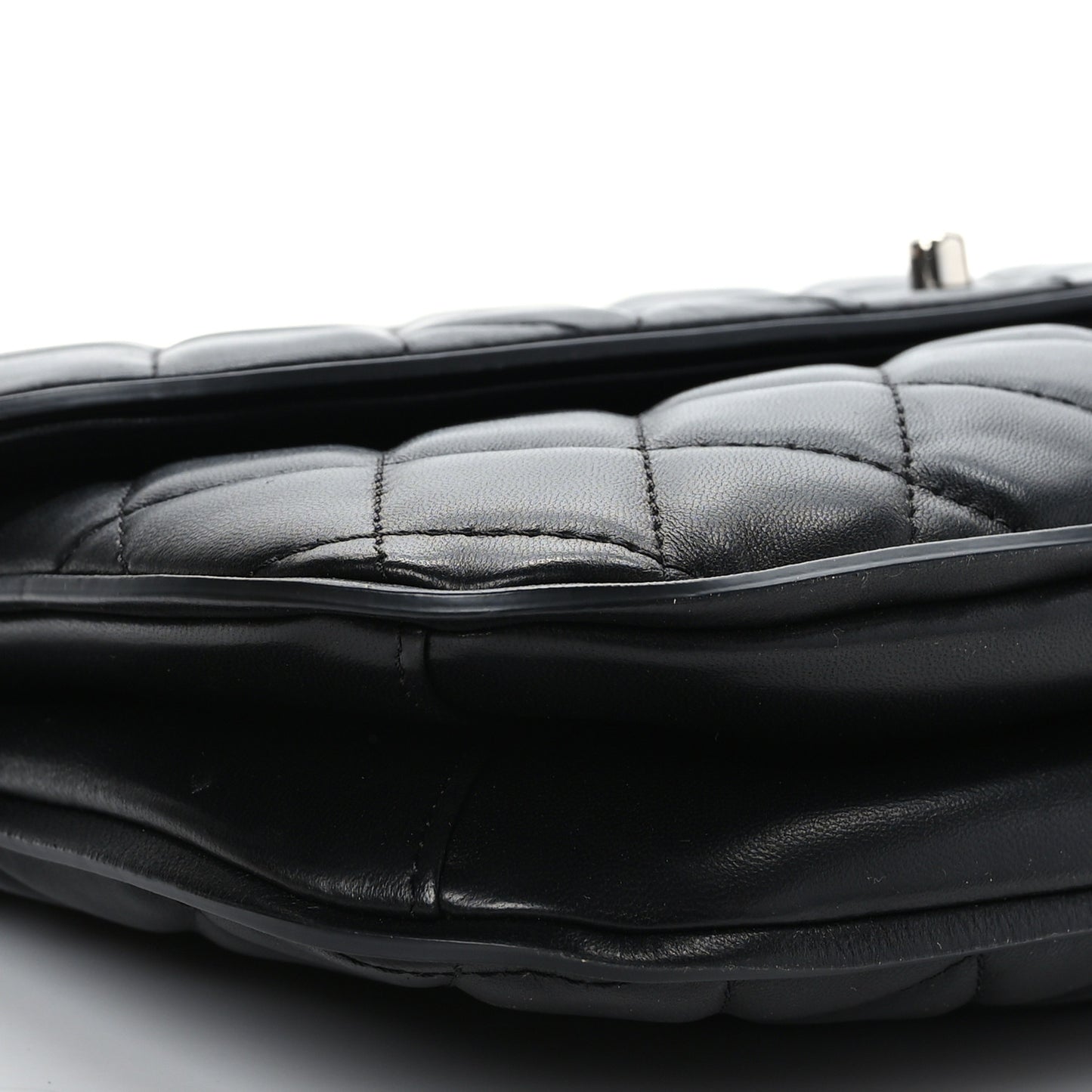 Lambskin Quilted Large Pagode Piping Flap Black