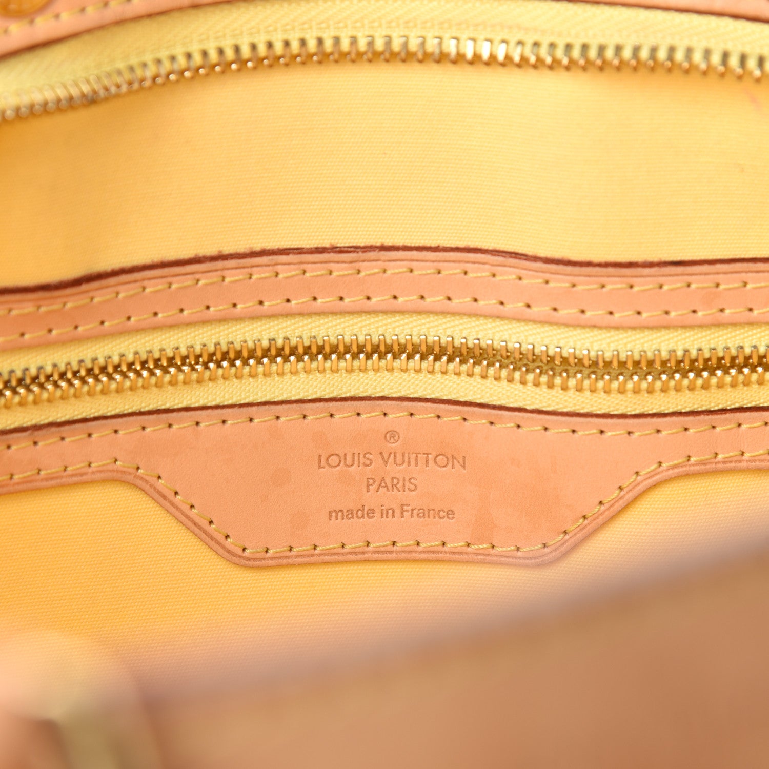 Louis Vuitton Vernis Brea MM Citrine 14 of 16