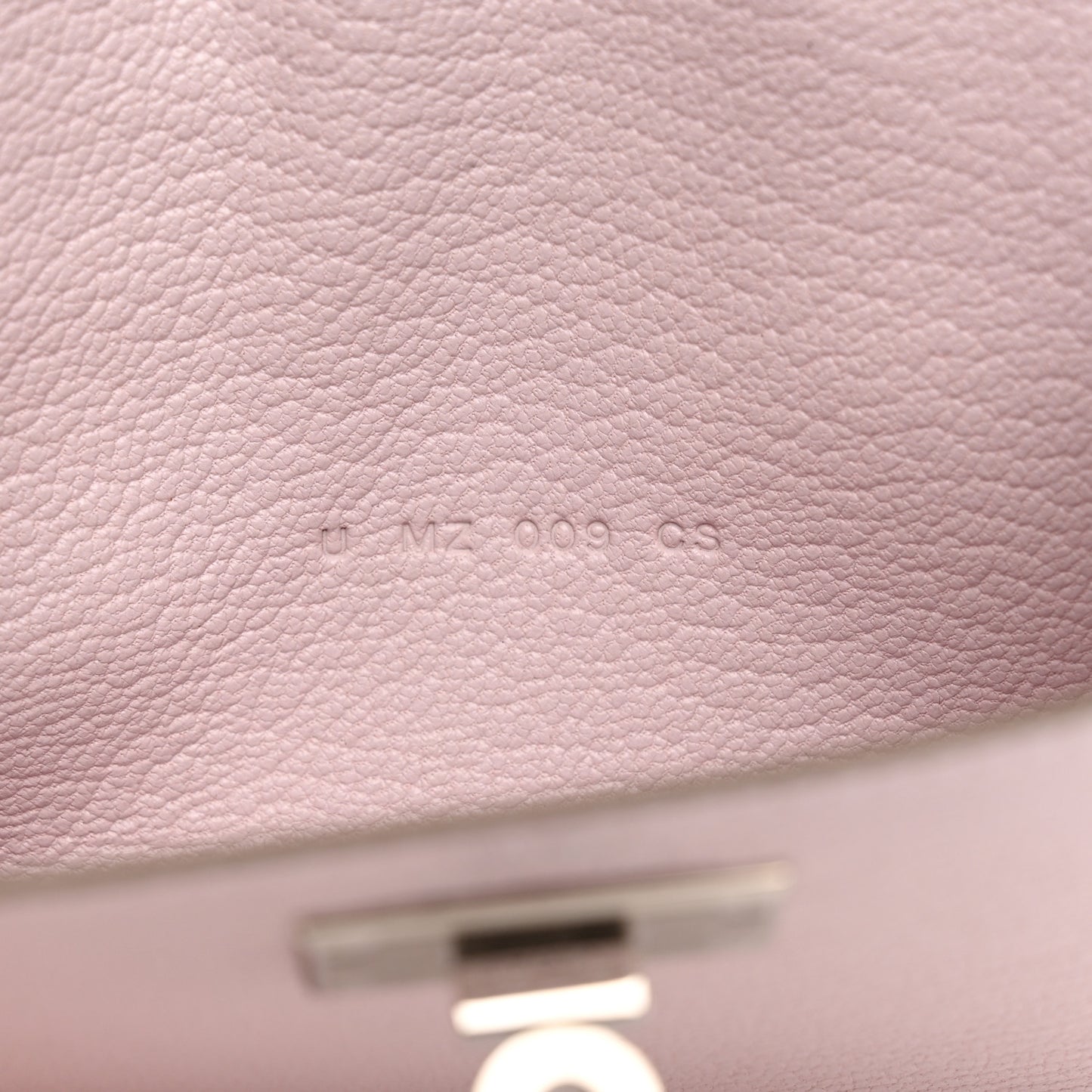 Chevre Mysore Kelly Pocket Compact Wallet Mauve Pale