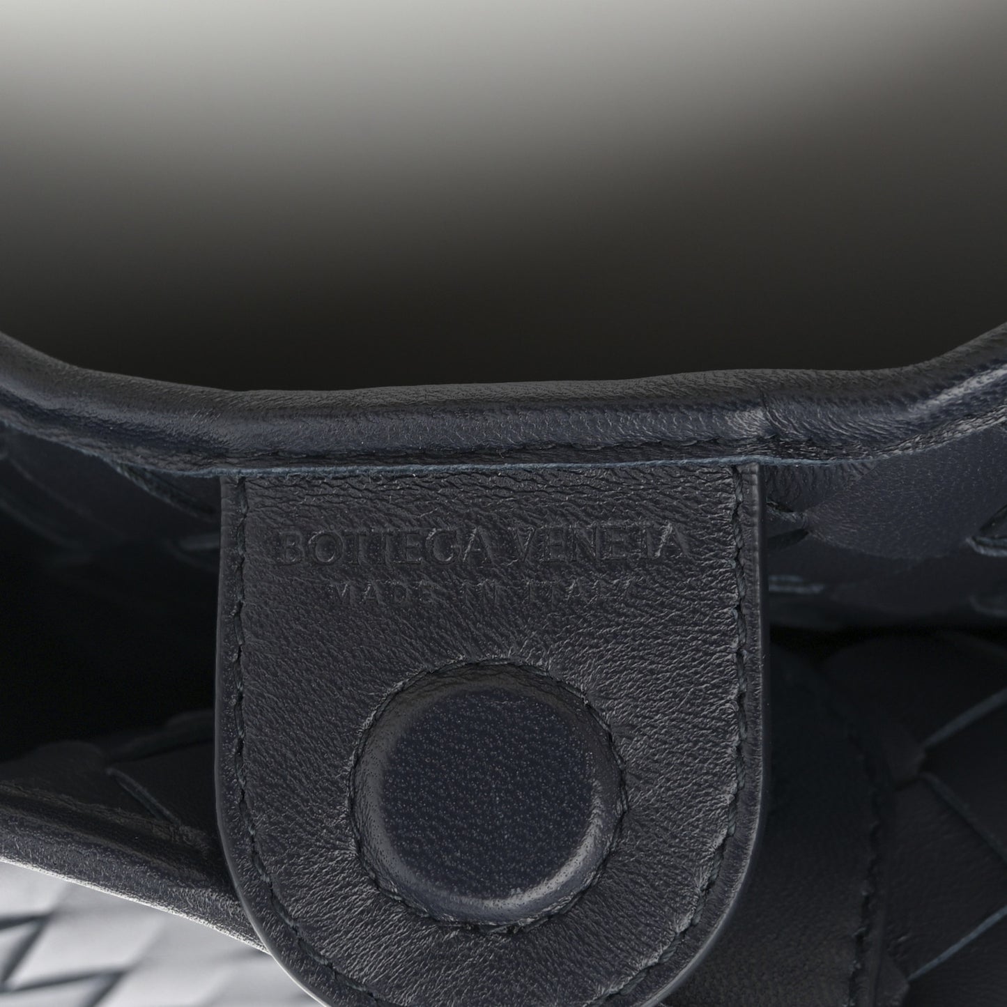 Nappa Intrecciato Sardine With Chain Bag Space
