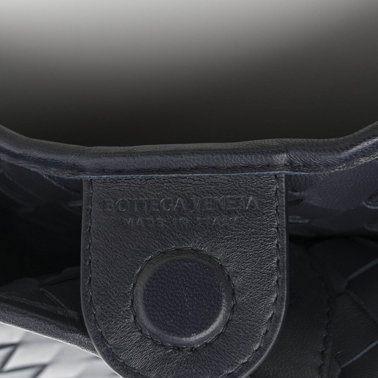 Bottega Veneta Nappa Intrecciato Sardine With Chain Bag Space 6 of 10