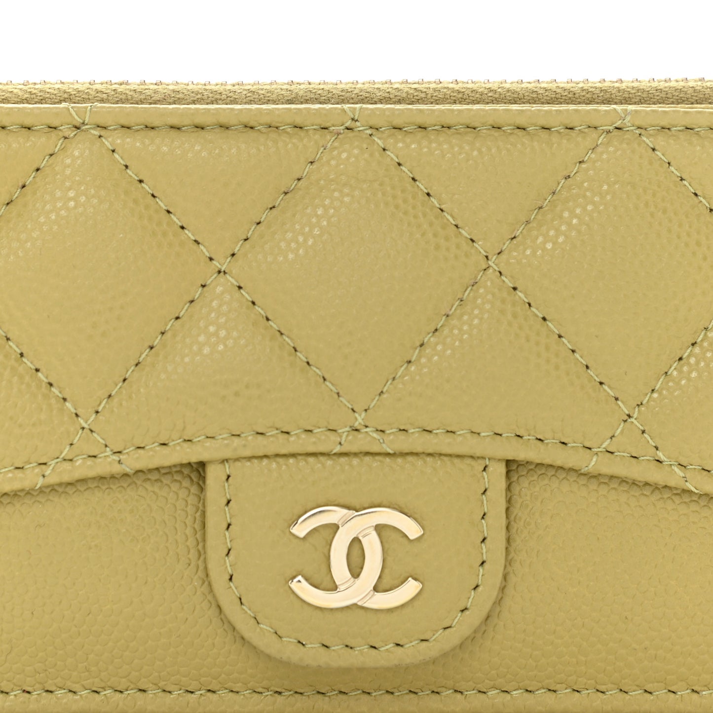 Caviar Quilted Flap Zip Card Holder Green