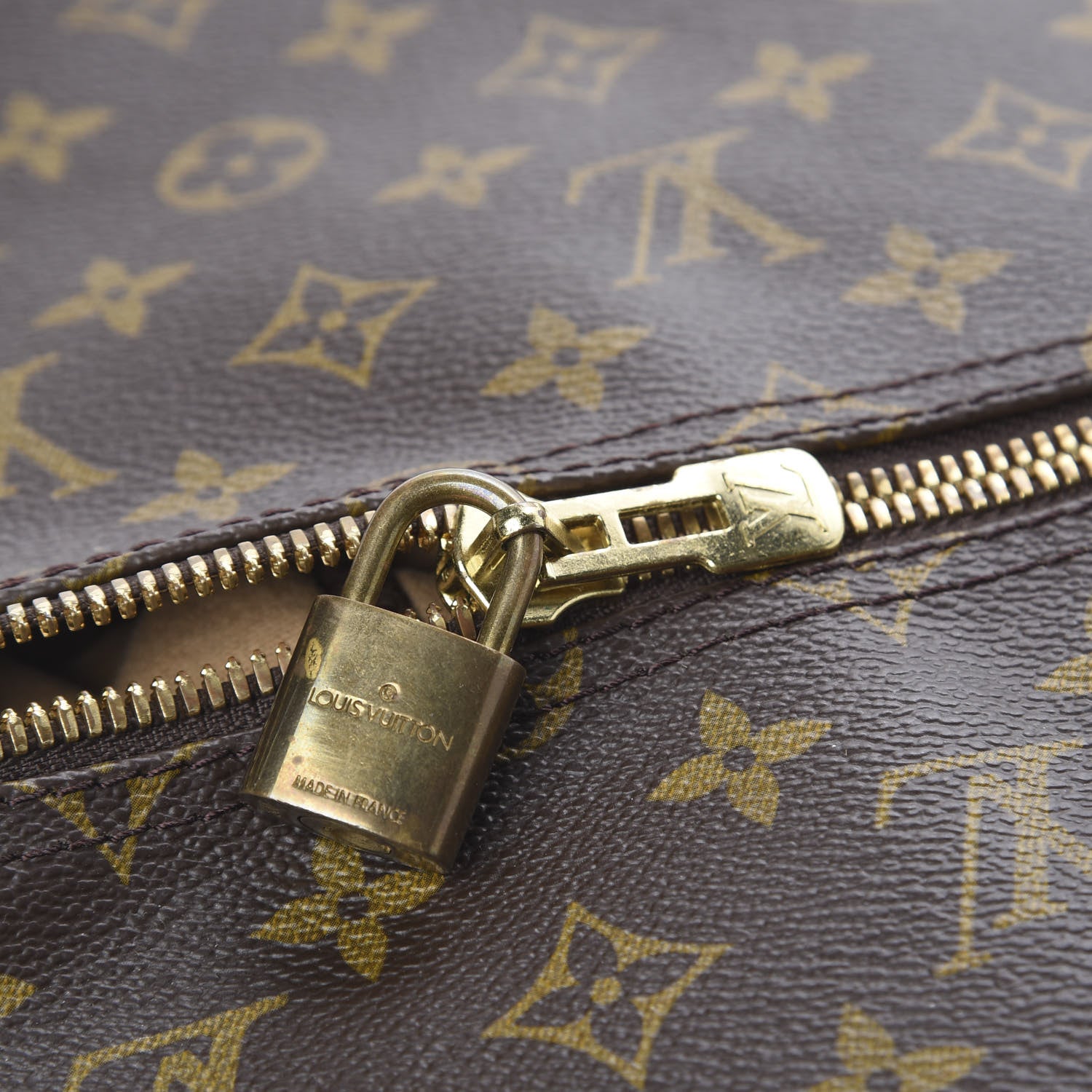 Louis Vuitton Monogram Keepall Bandouliere 55 15 of 17