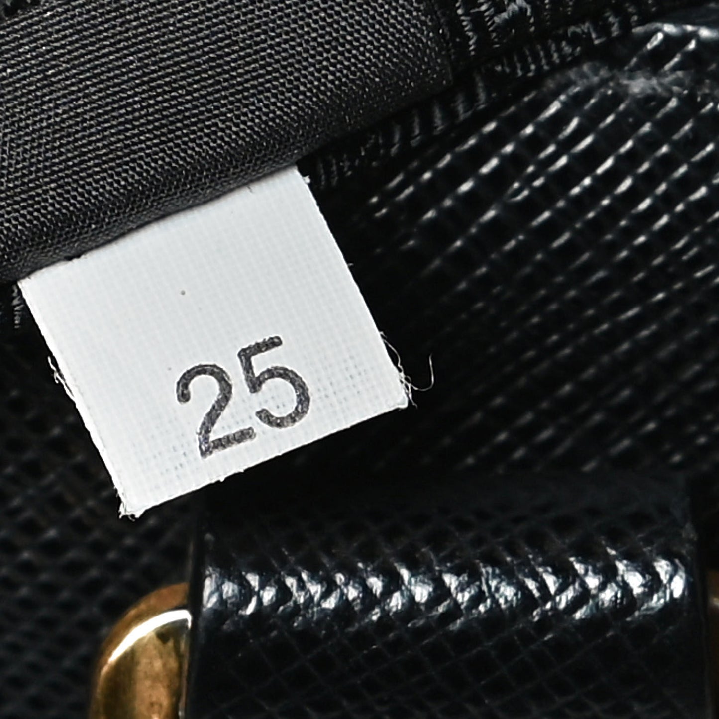 Saffiano Large Galleria Double Zip Tote Black