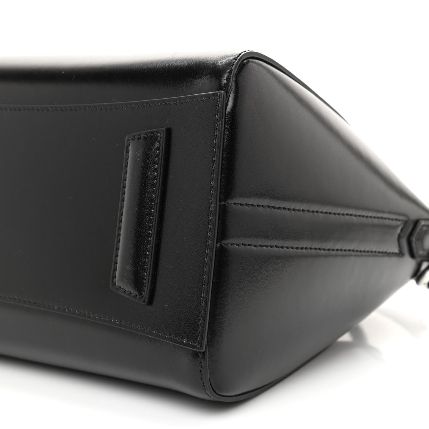 Shiny Lord Calfskin Small Antigona Black